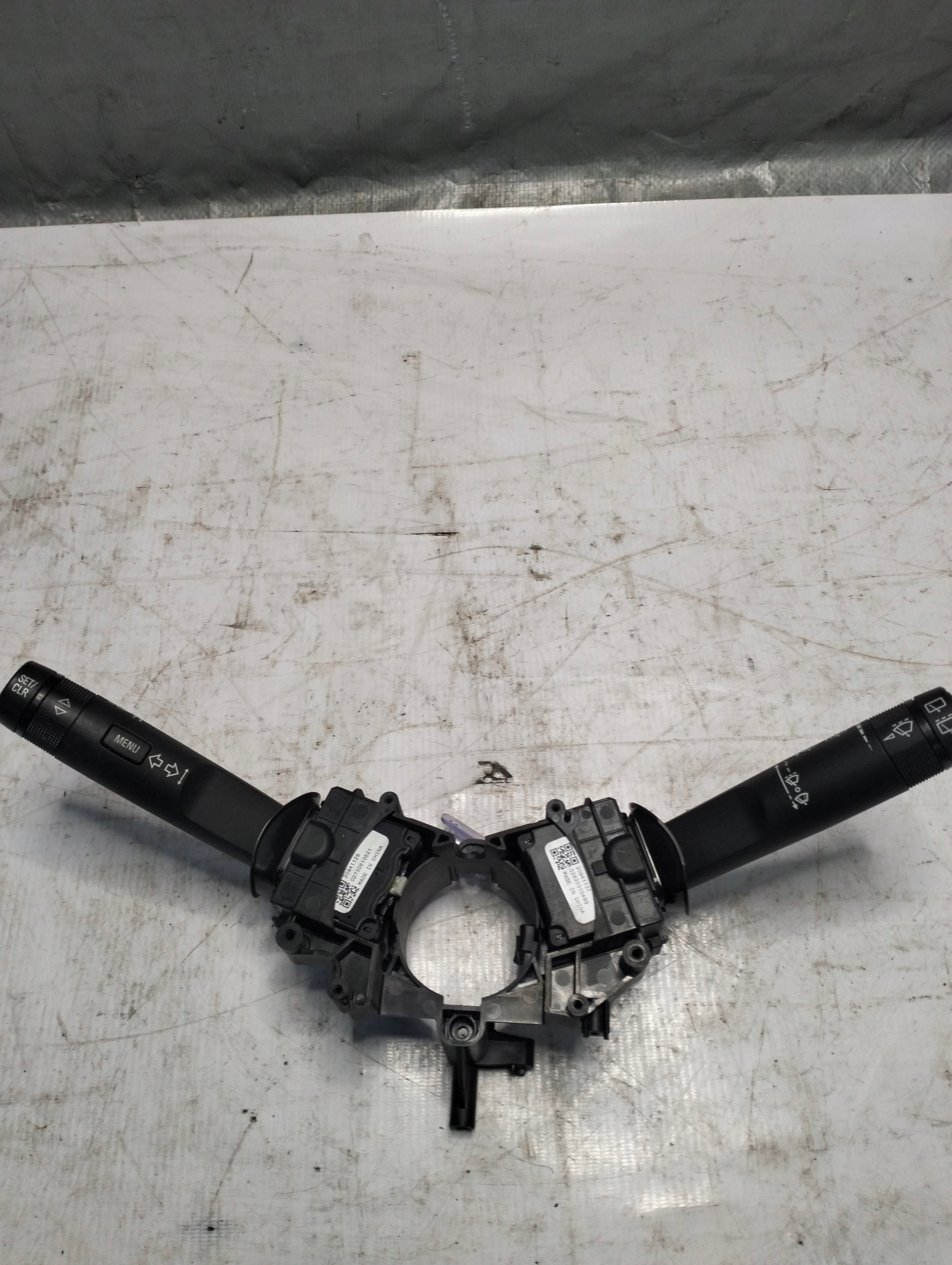 DEVIO LUCI TERGICRISTALLO TERGI kierunkow e tergicristalli Opel Insygnia 20941129