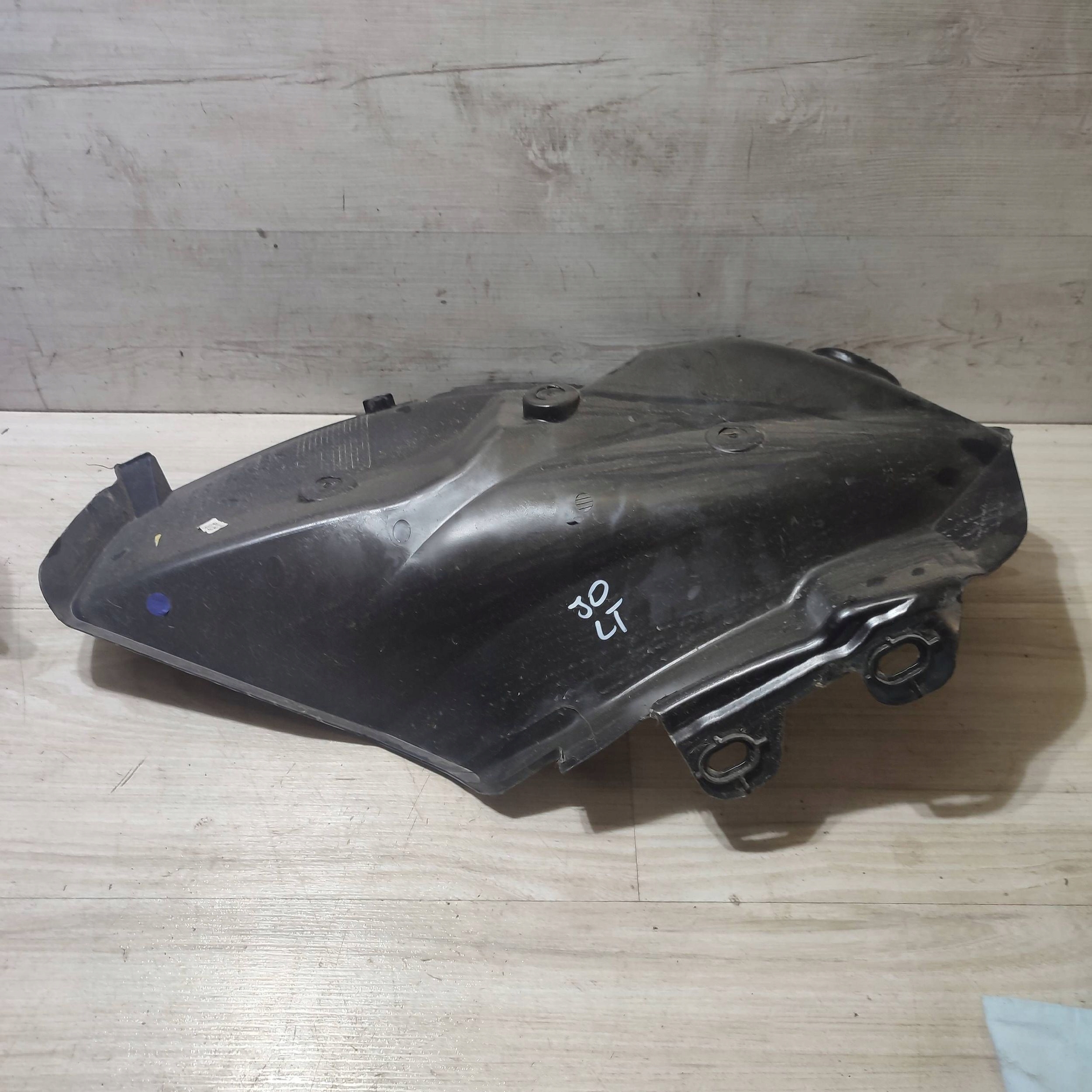 mudguard rear. rear part side left Dacia Jogger 767498644R