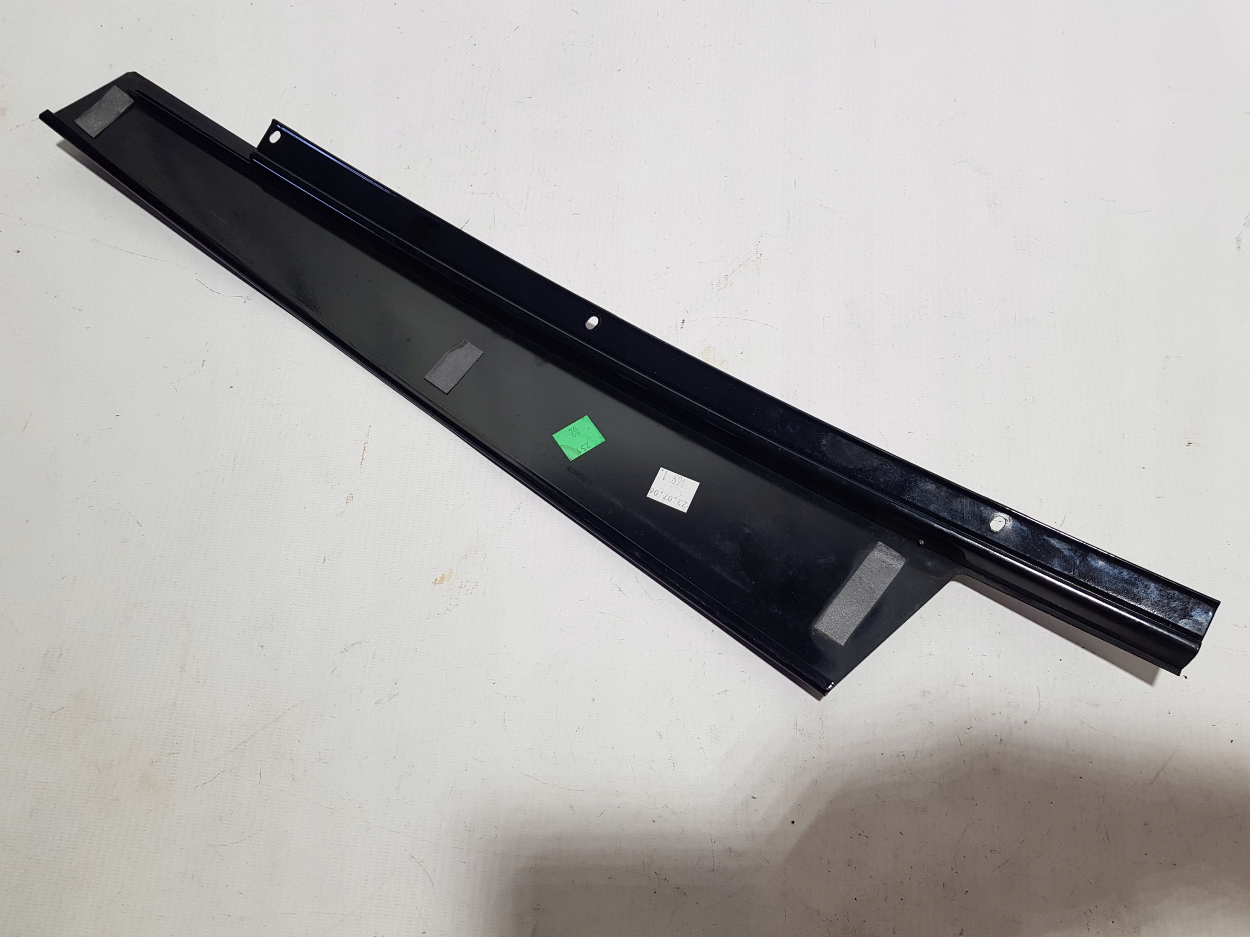 moulding door cover SLUPKA left front front MERCEDES W251