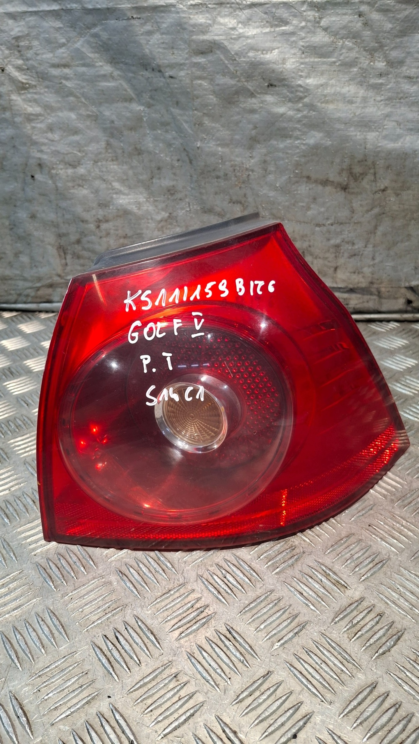 light right rear part VW GOLF V