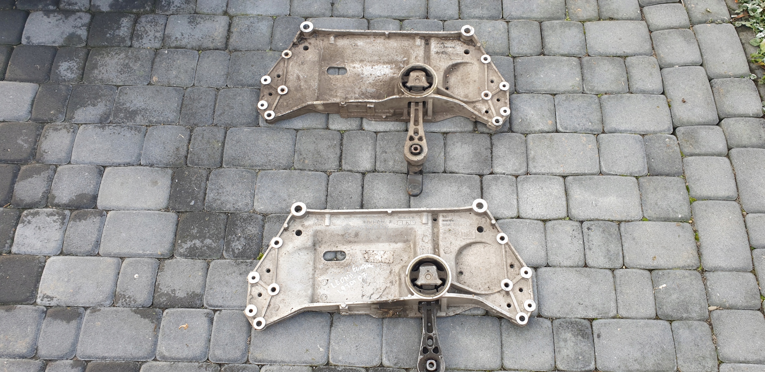 subframe axle beam axle beam SEAT SKODA 1K0199369G