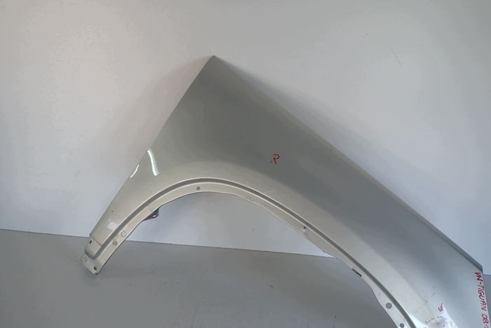 VW TIGUAN and 08-15 fender right front front