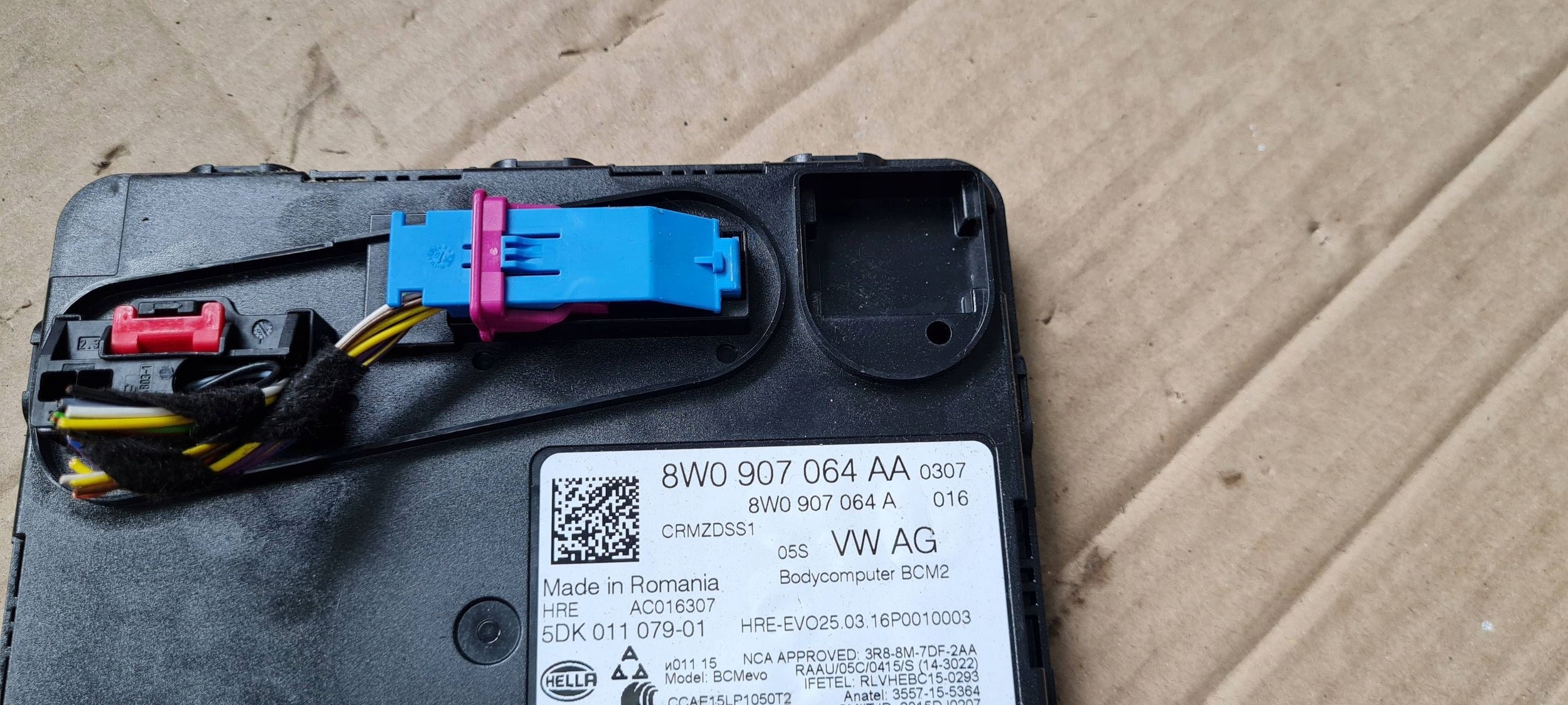 A4 B9 8W module control unit KOMFORTU WTYCZKI 8W0907064AA A5 8W