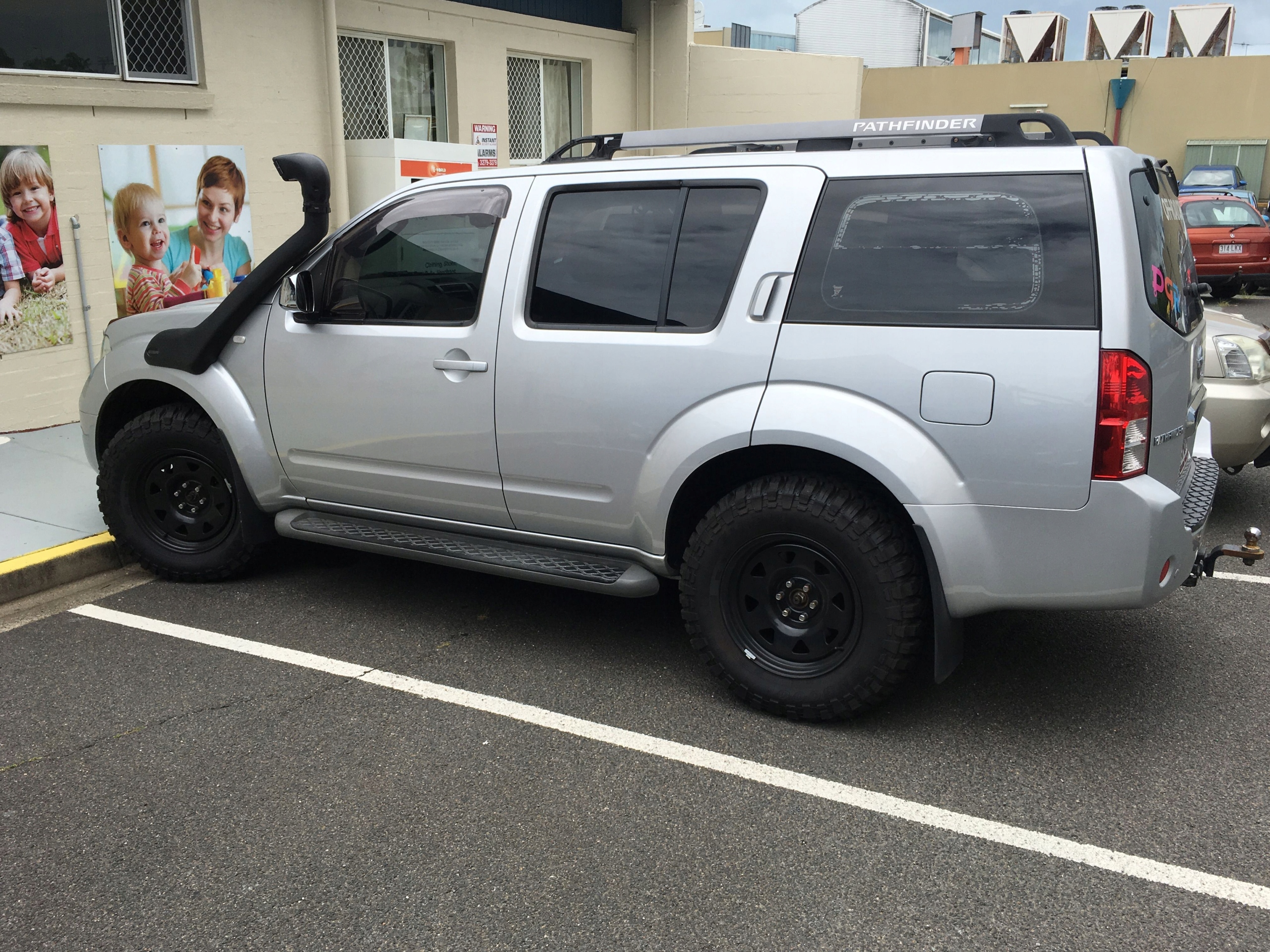 Трубка NISSAN NAVARA D40 Pathfinder R51 FRONTIER