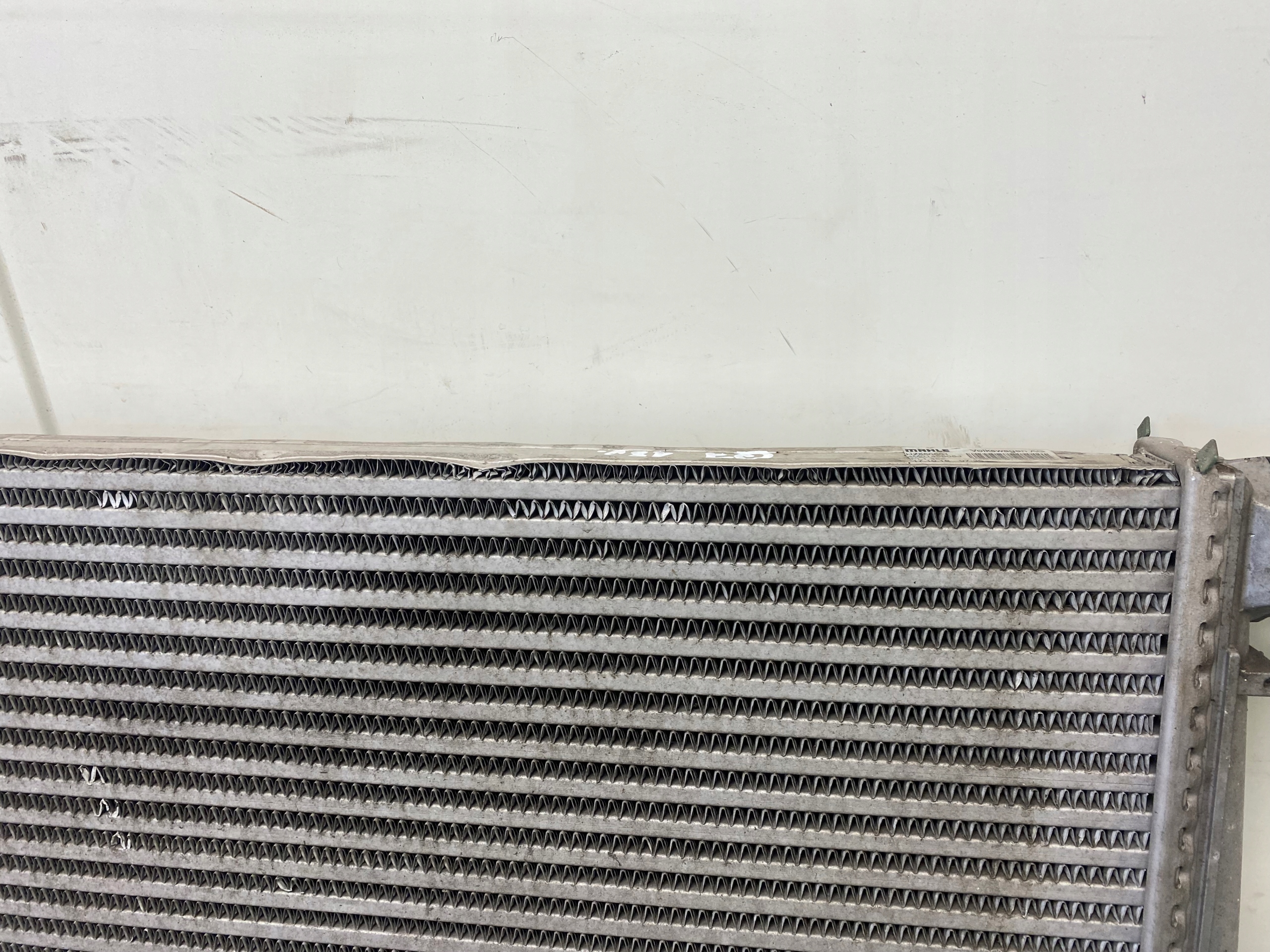 AUDI Q7 3.0 TDI 4M0 radiator intercooler 4M0145805J