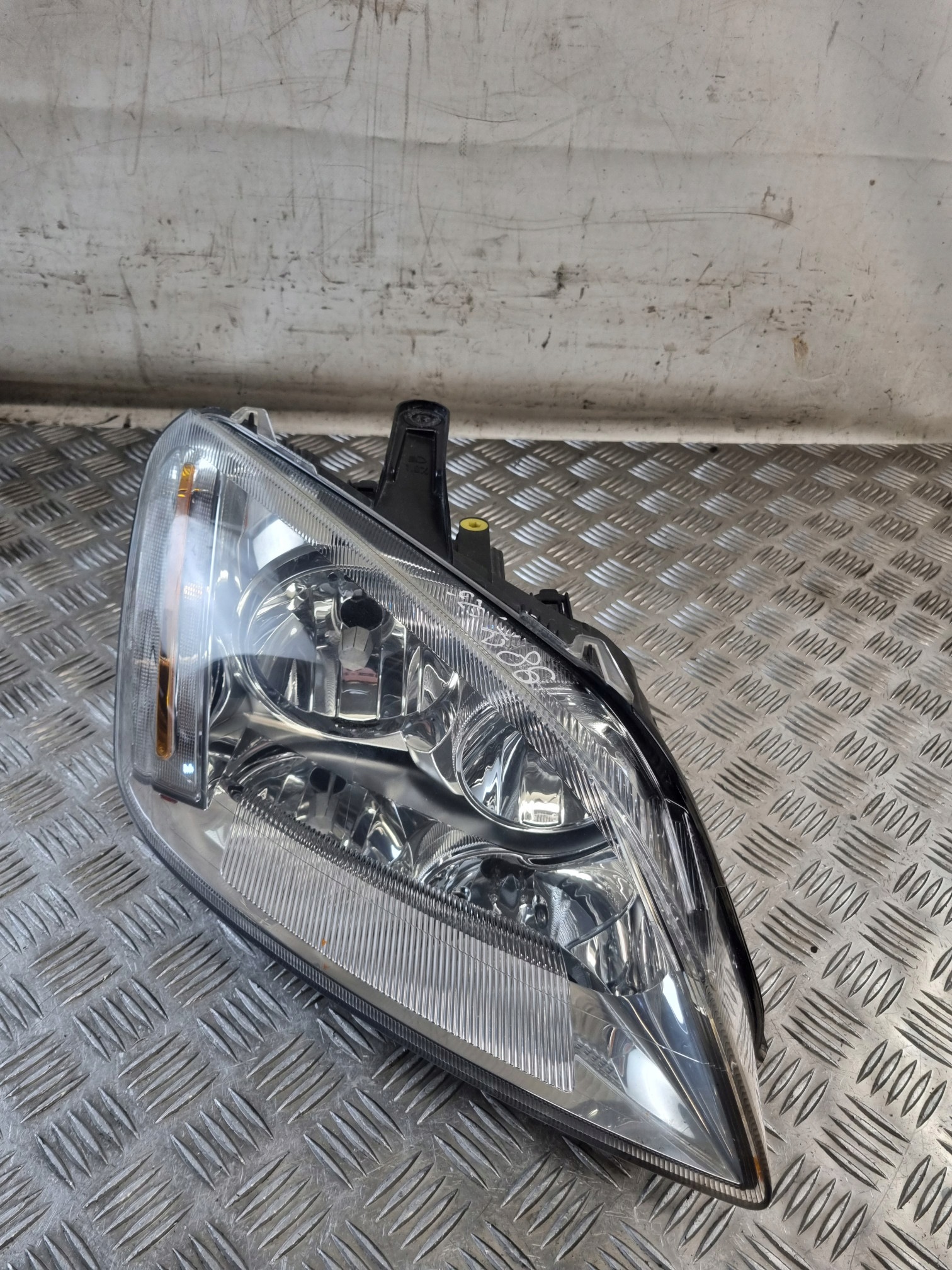 light front right FORD FOCUS C MAX