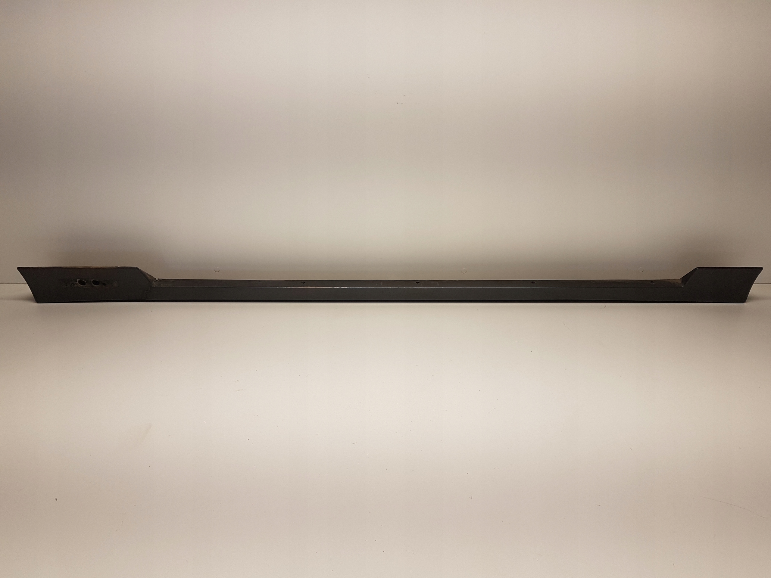 CHEVROLET CAMARO III Z28 LISTWA PRÓG LEWY ORYGINAŁ 82-92