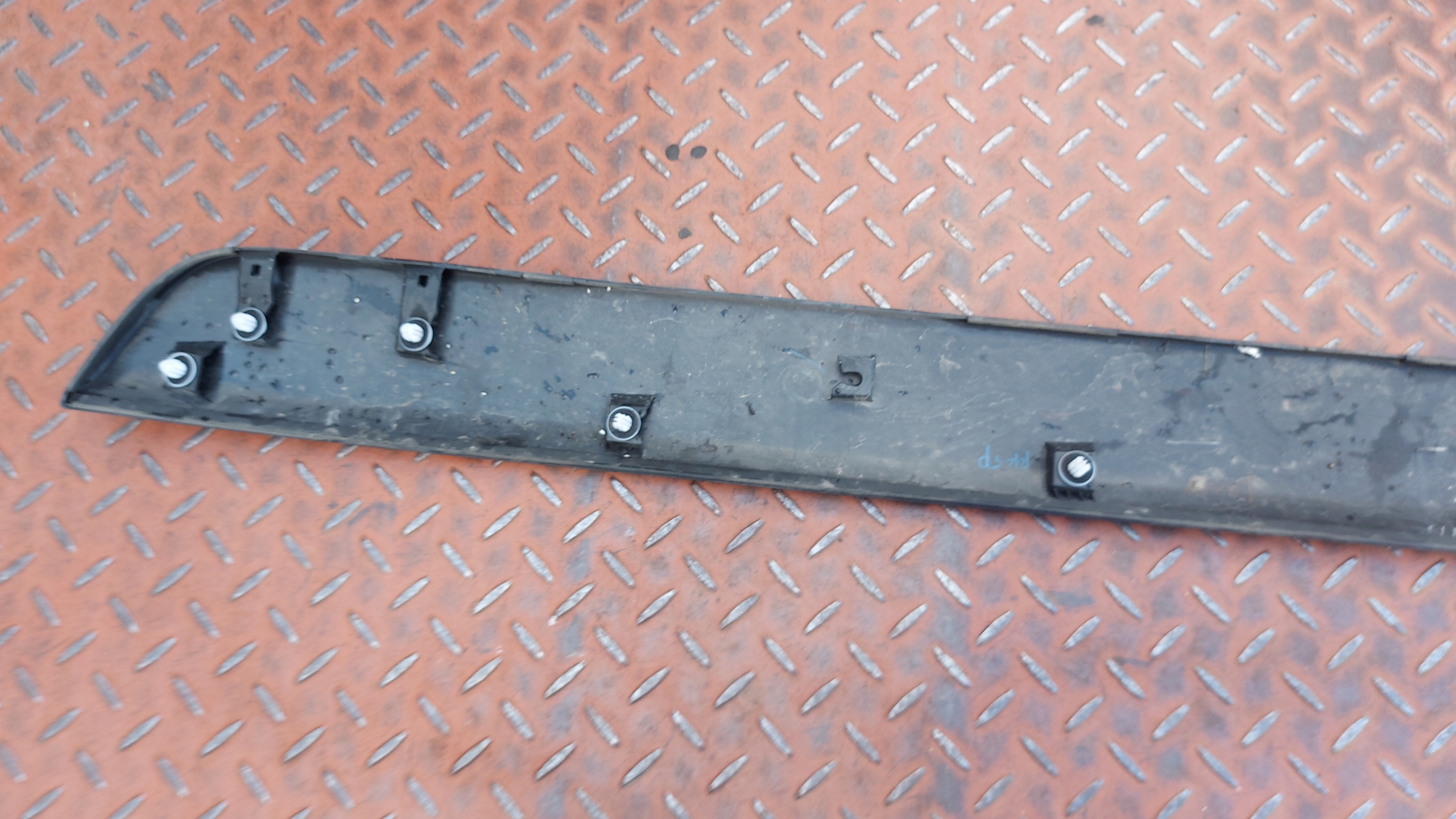 moulding cap bonnet rear part TOYOTA RAV4 V 18