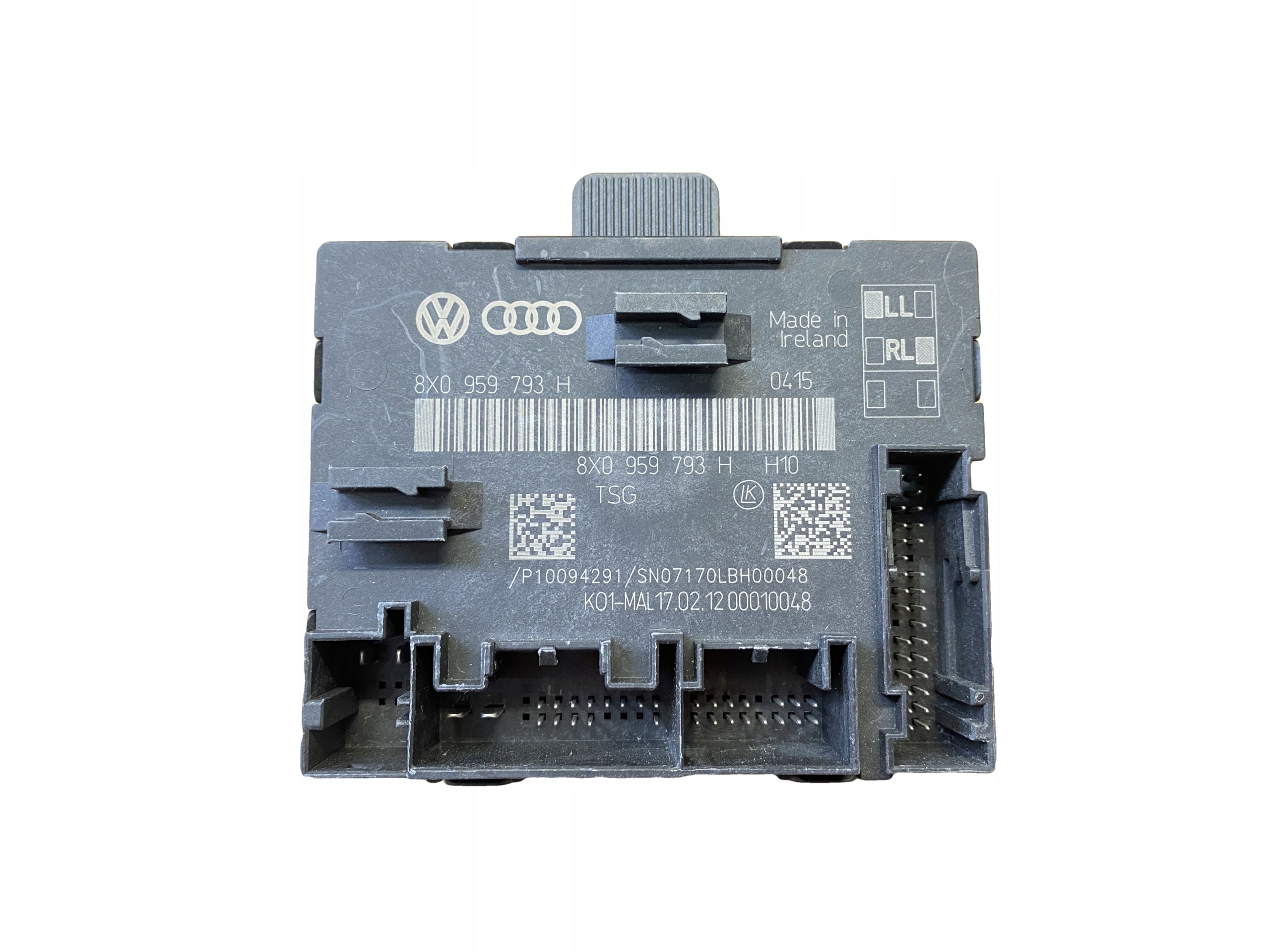 AUDI A1 Q3 8U control unit door left front 8X0959793H