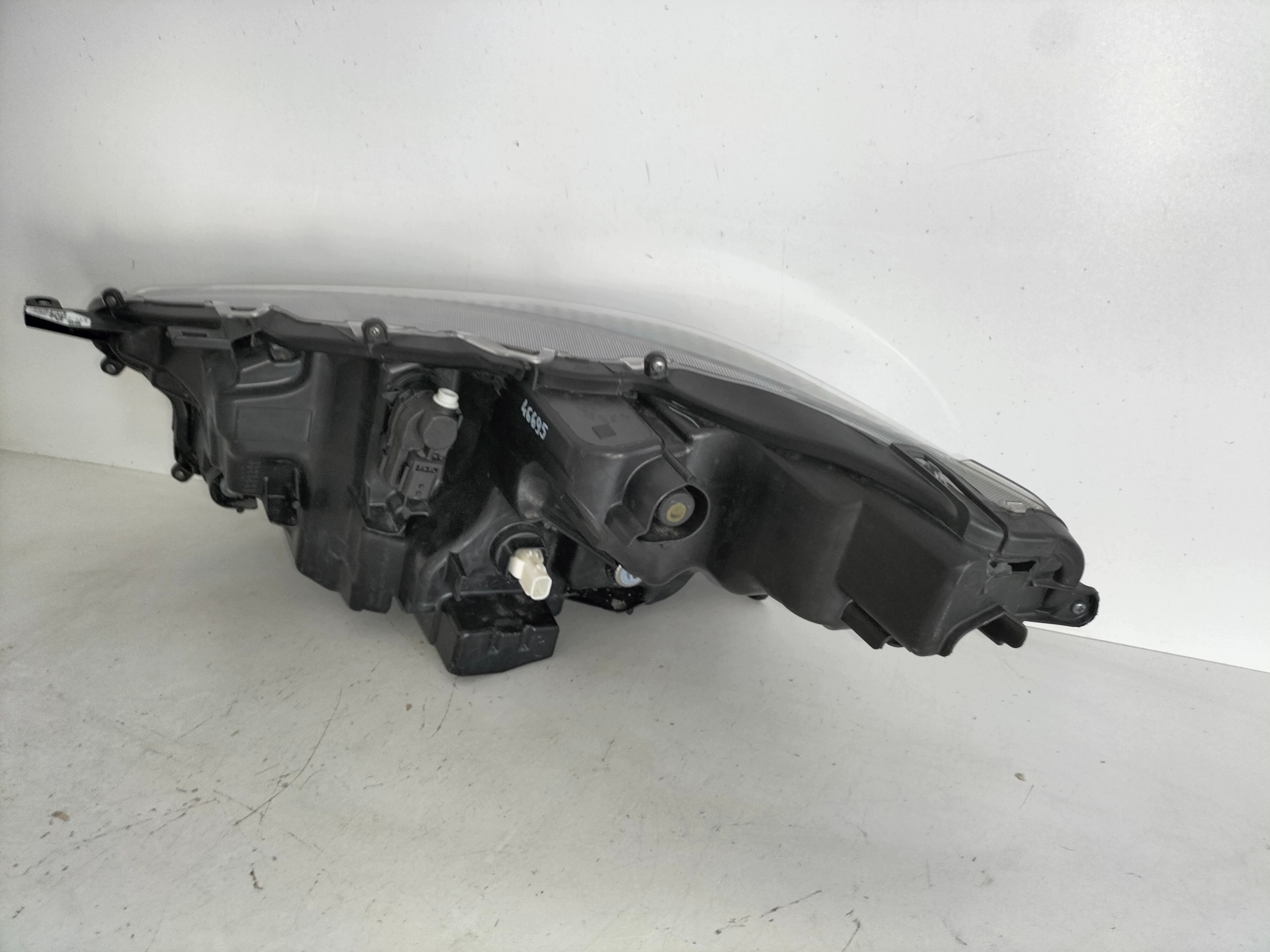 light front reflektor right TOYOTA YARIS 4 IV 20- FULL LED