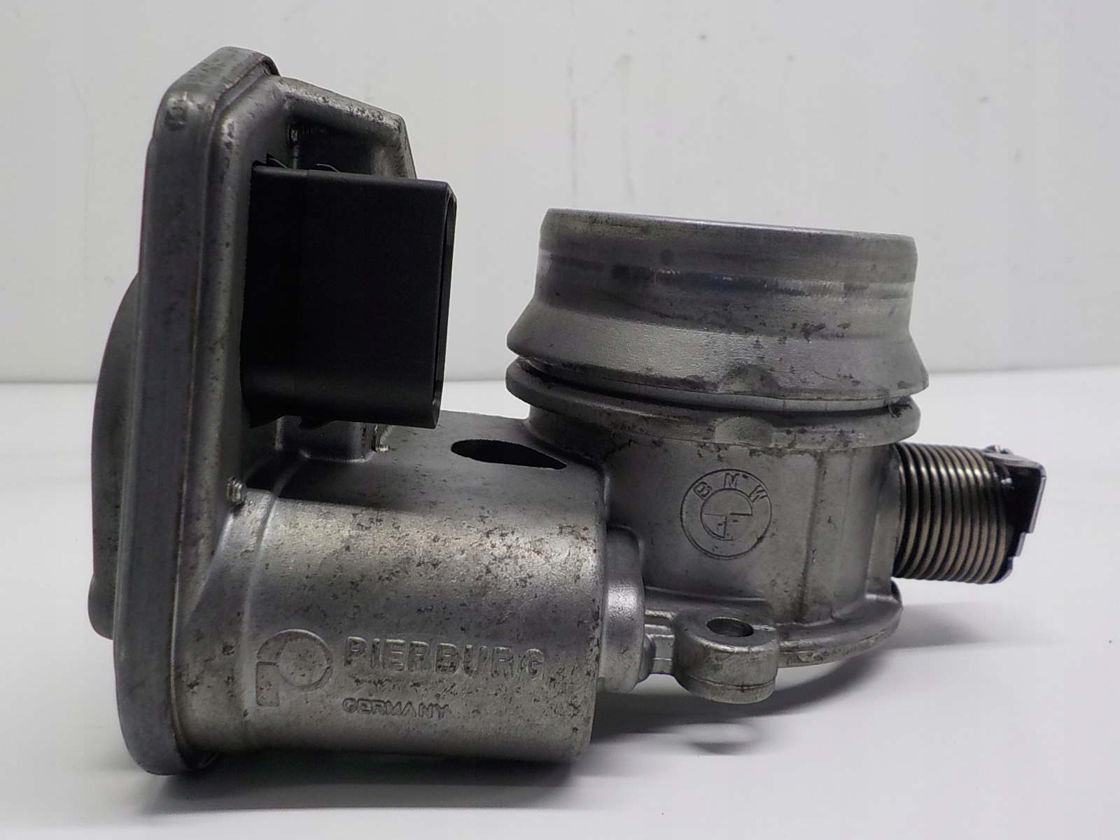 BMW 1 E87 2.0 D N47D20 throttle flap 780437301