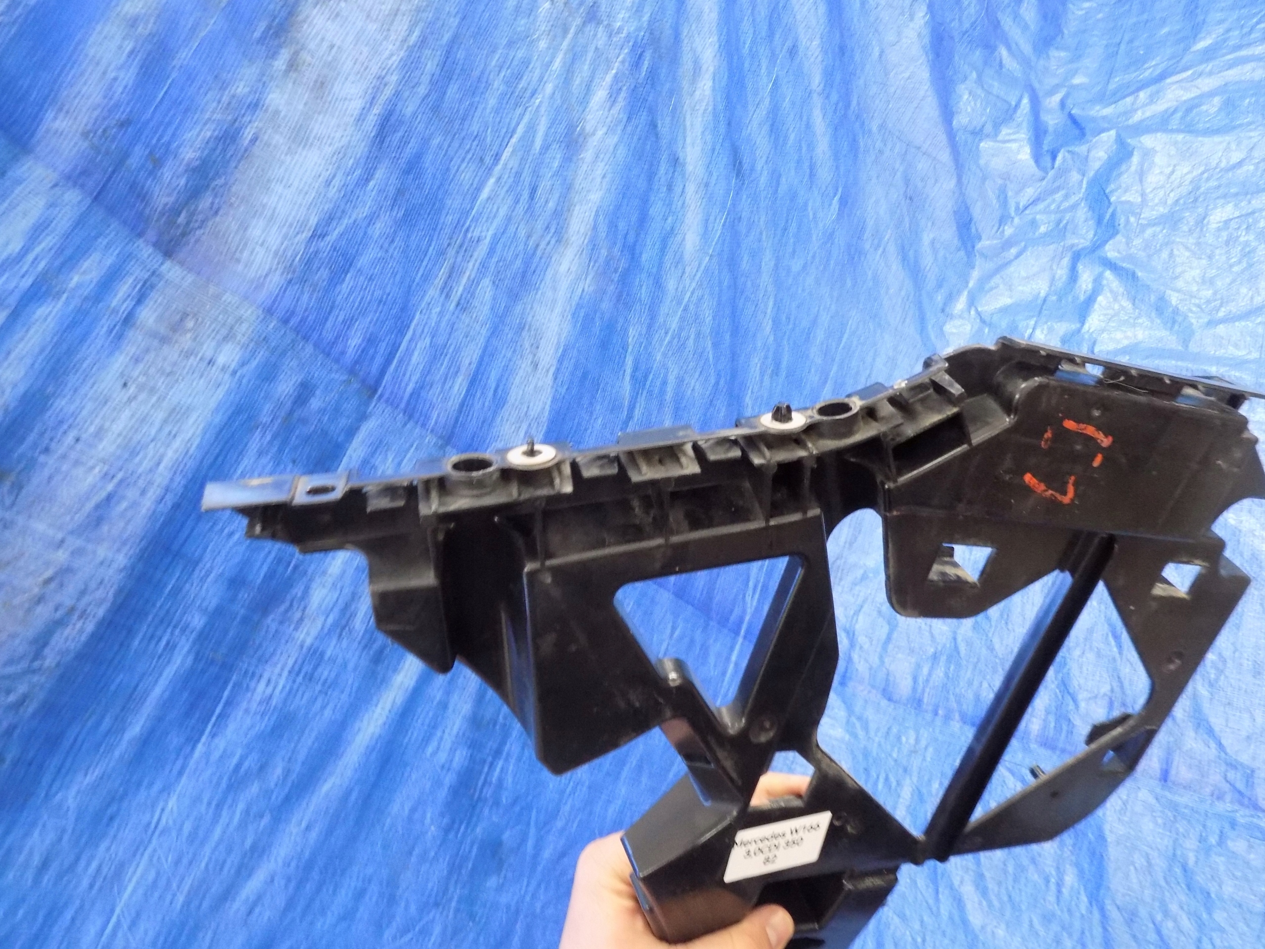bumper bracket left rear part MERCEDES ML W166 13R