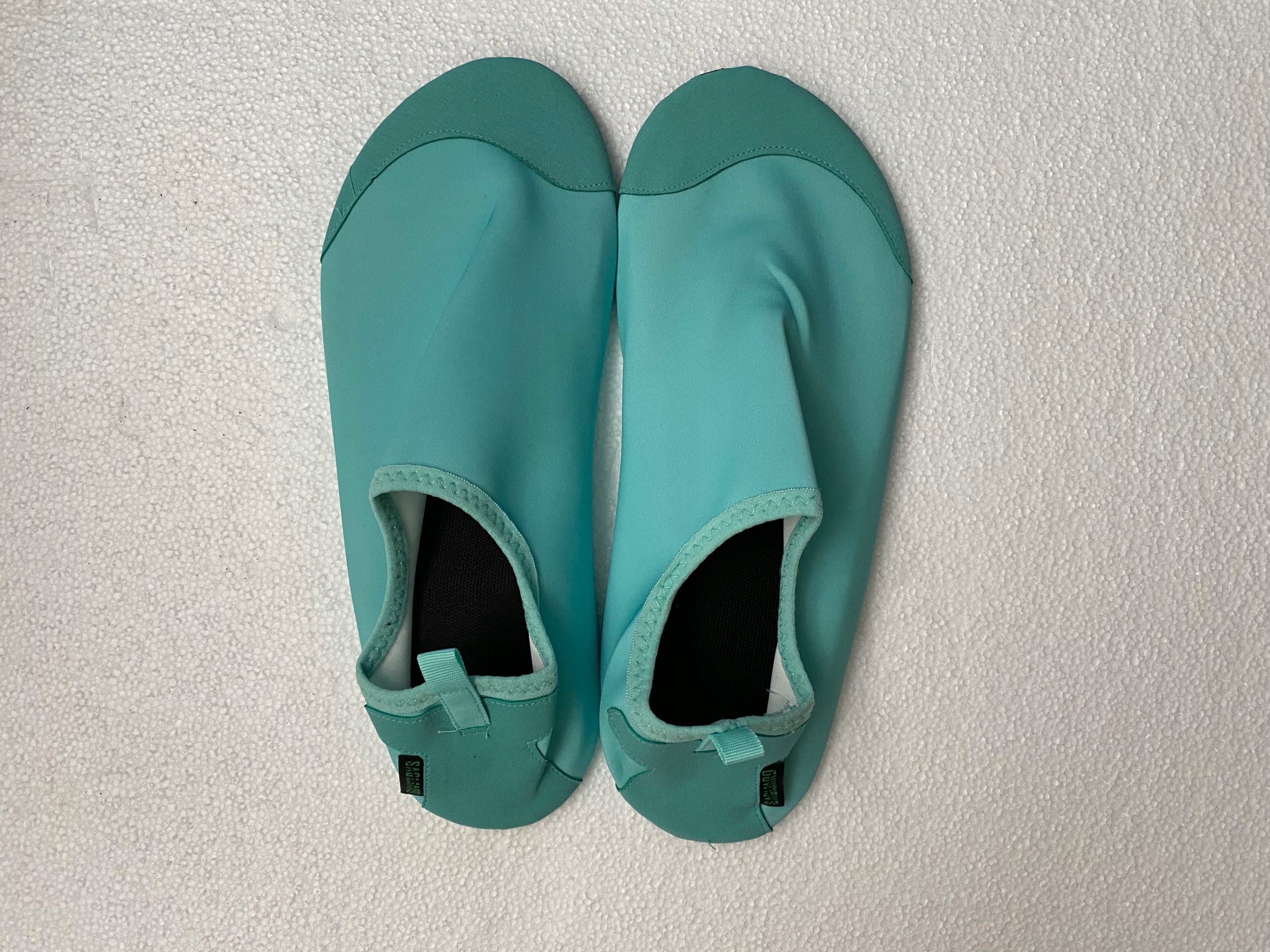 Buty do pływania zielone r. 46/47 – wodoodporne, szybkoschnące, antypoślizg