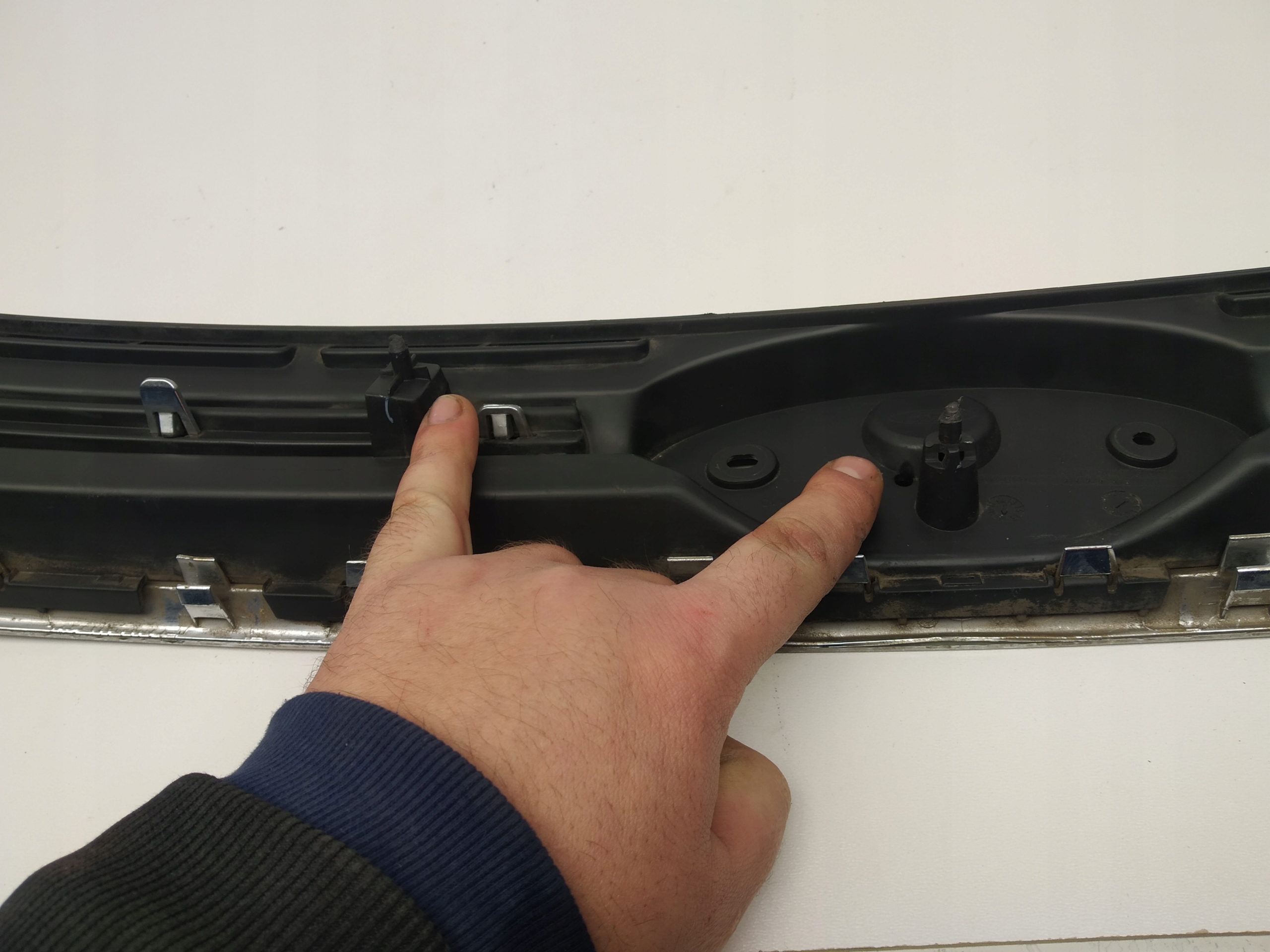 2012r + Ford Kuga Mk2 II front PREKLADgrill polysk chrom w bumper front original