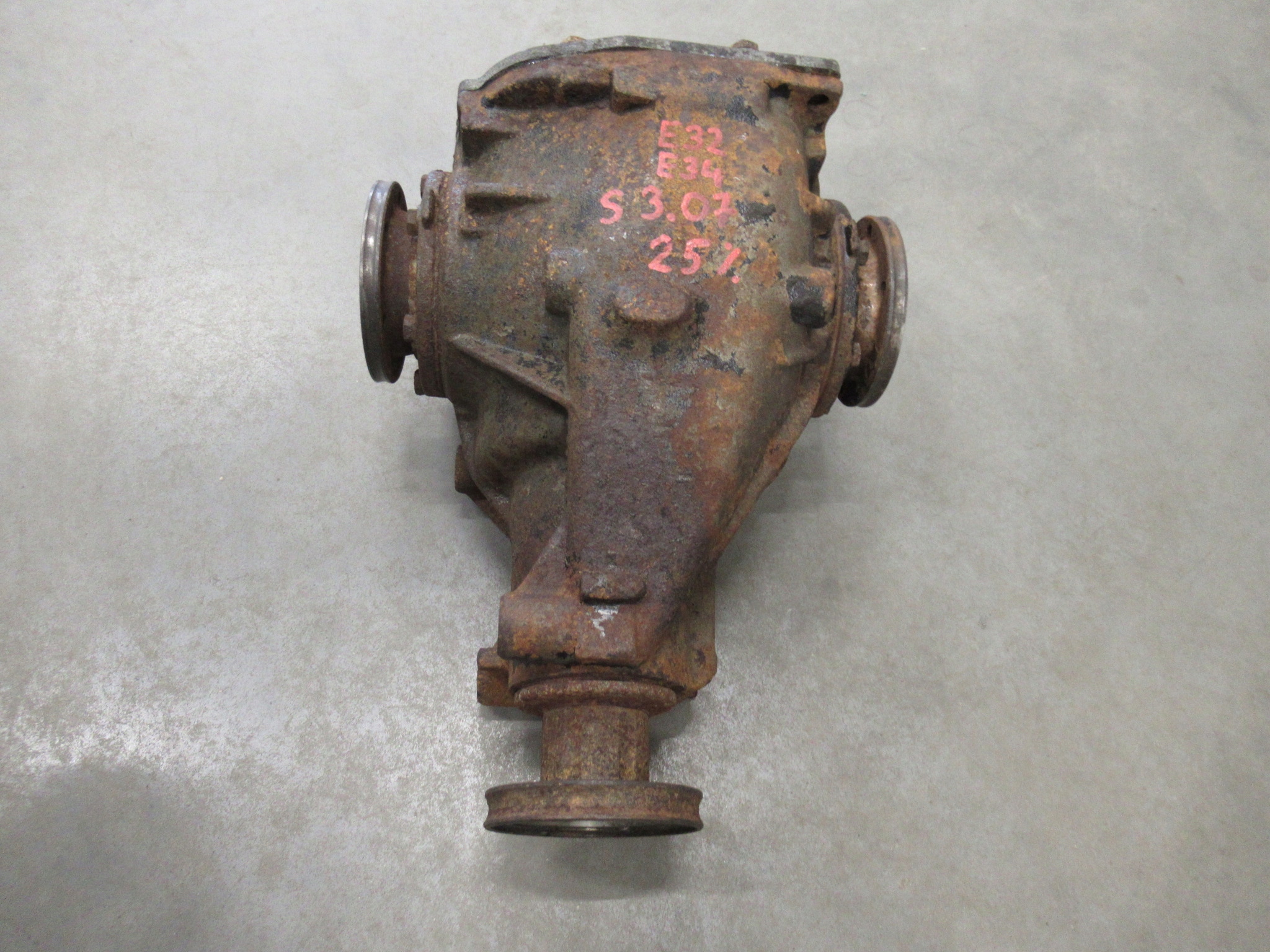 differential diff differential BMW e32 e34 SZPERA 25% 3.07 typ 188 duza glowa