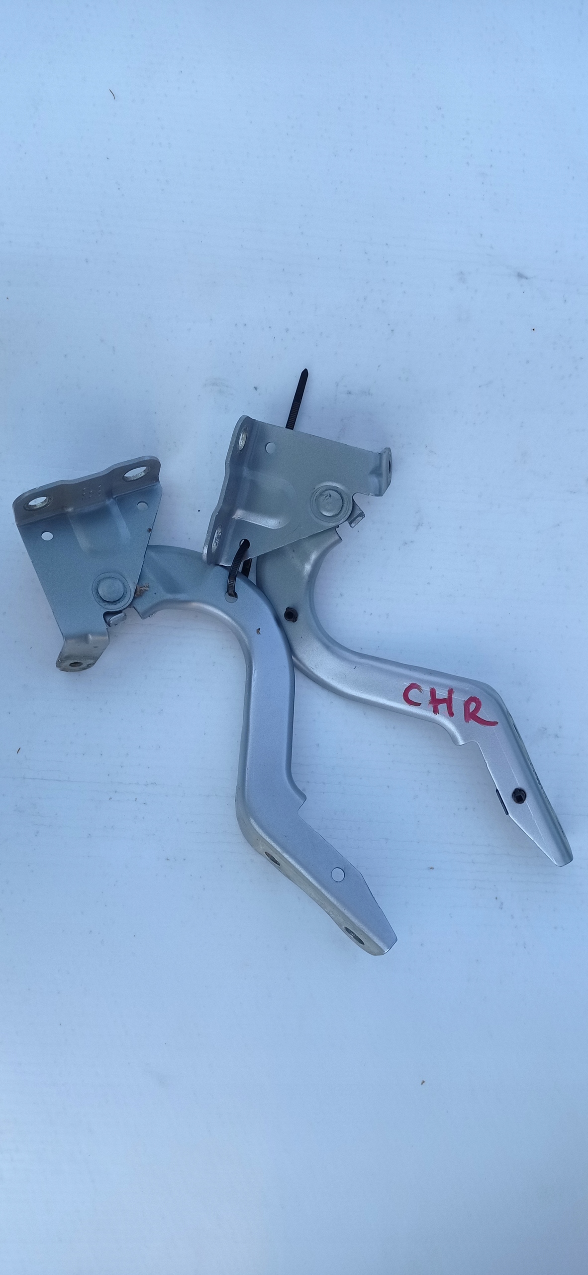 ПЕТЛИ КАПОТА TOYOTA C-HR 89170-70710