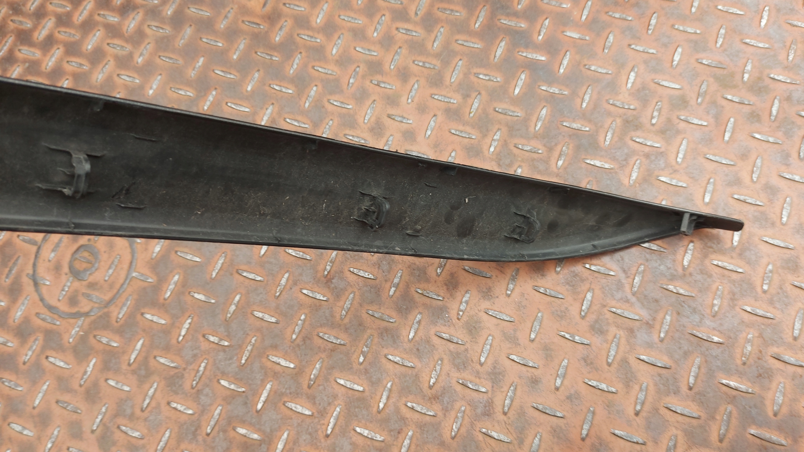 moulding bumper rear part TOYOTA HIGHLANDER VIII 21
