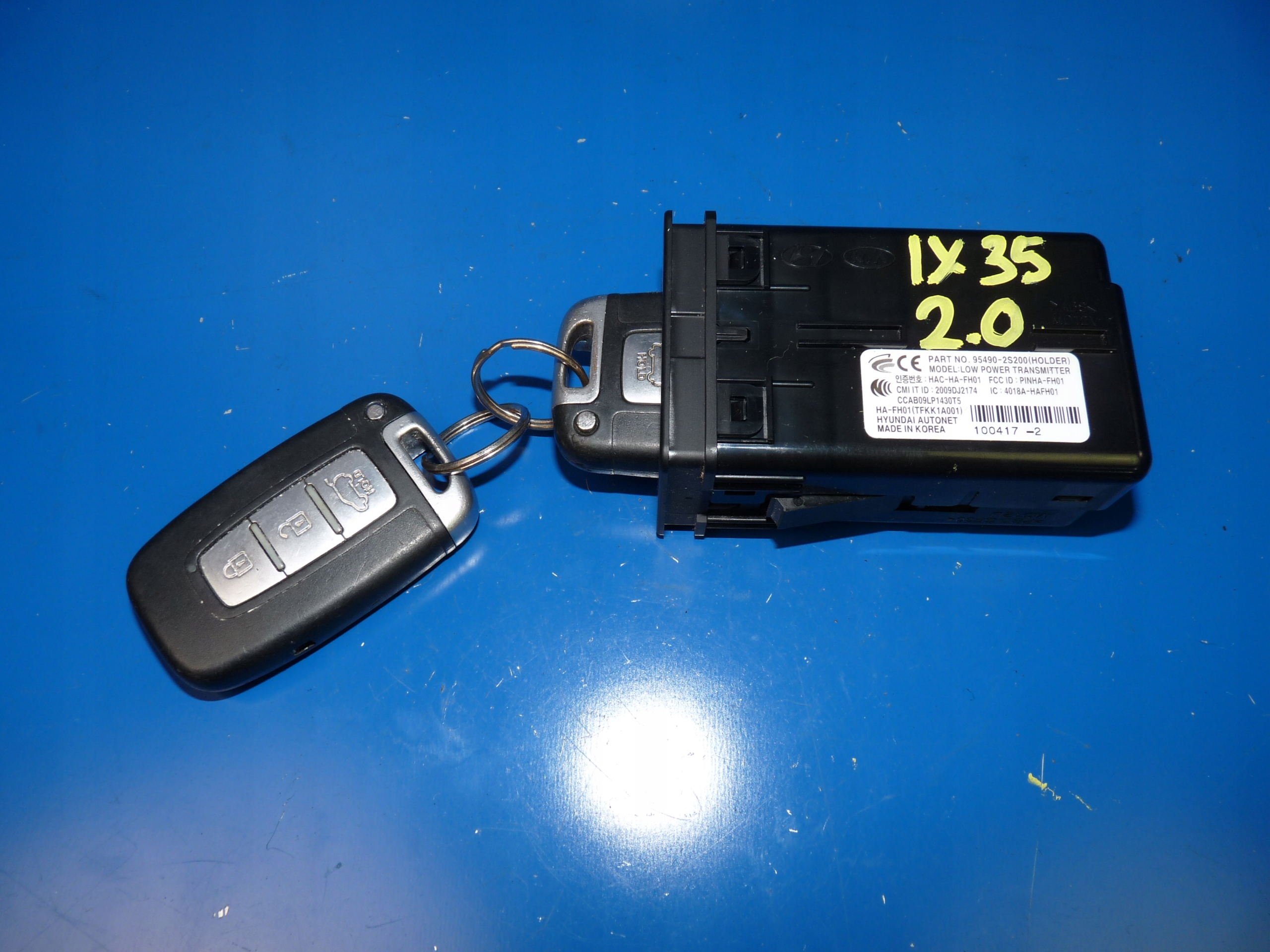 HYUNDAI IX35 ignition + key X2 PILOT