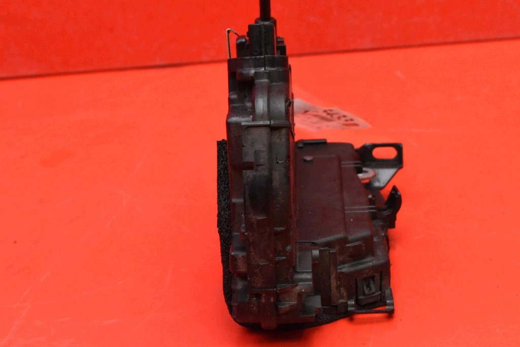 lock door right front front EU 805024563R RENAULT CLIO 4 IV 5D HB 12-20