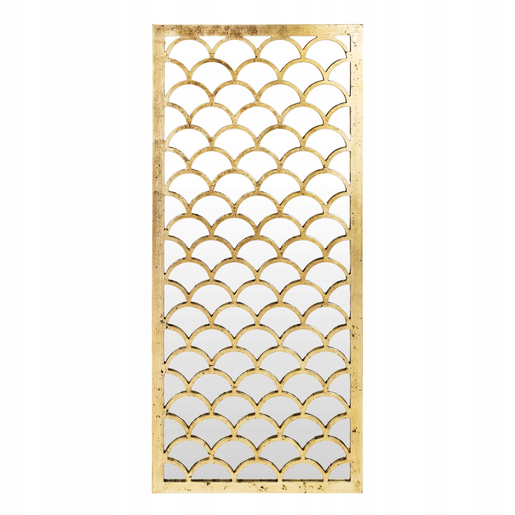 Zlaté zrkadlo maroko zdobené visiacimi zlatými dekorácia, štýlový vzor