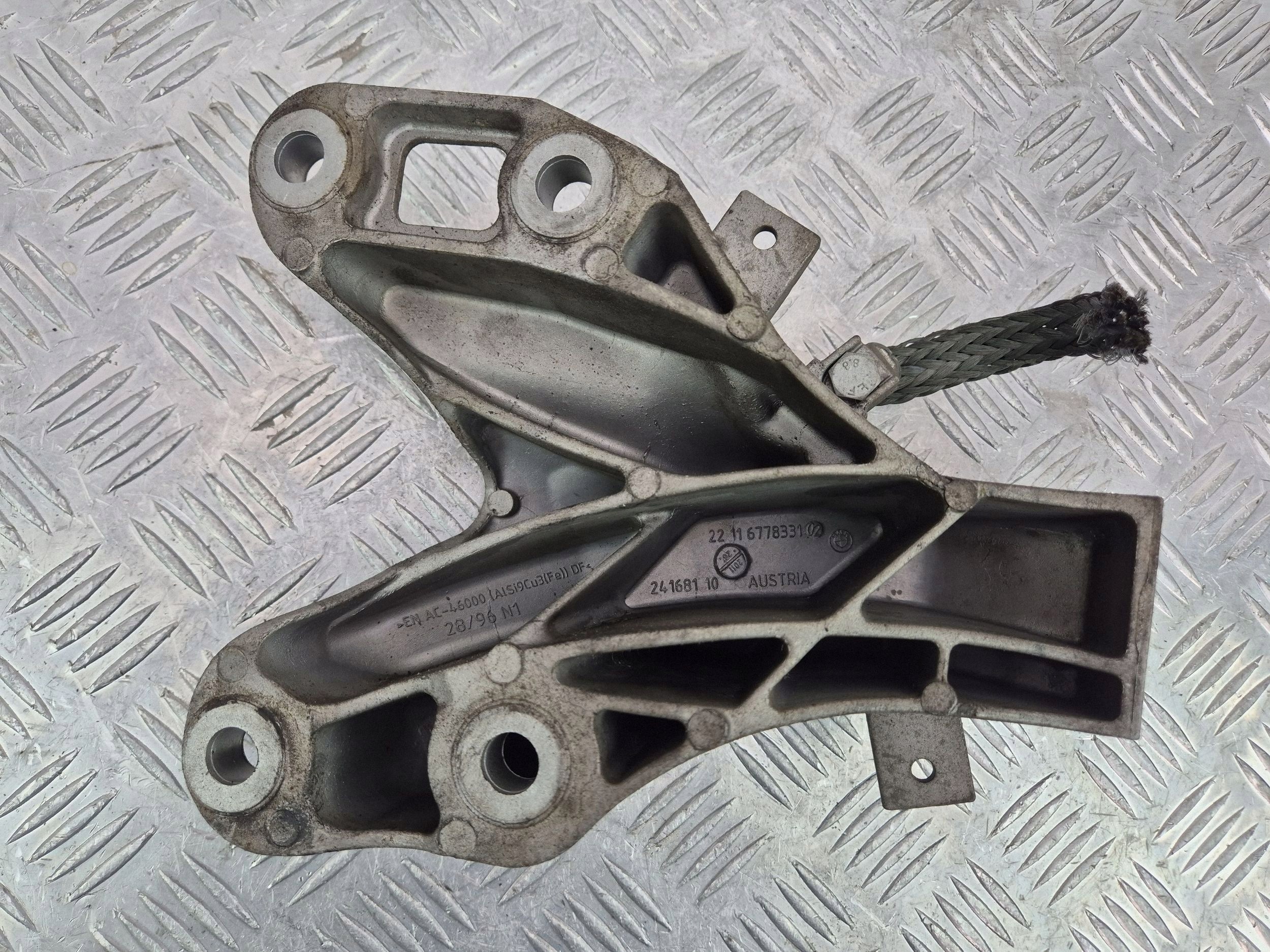 engine mount BMW X5 E70 35i 6778331 N55B30A