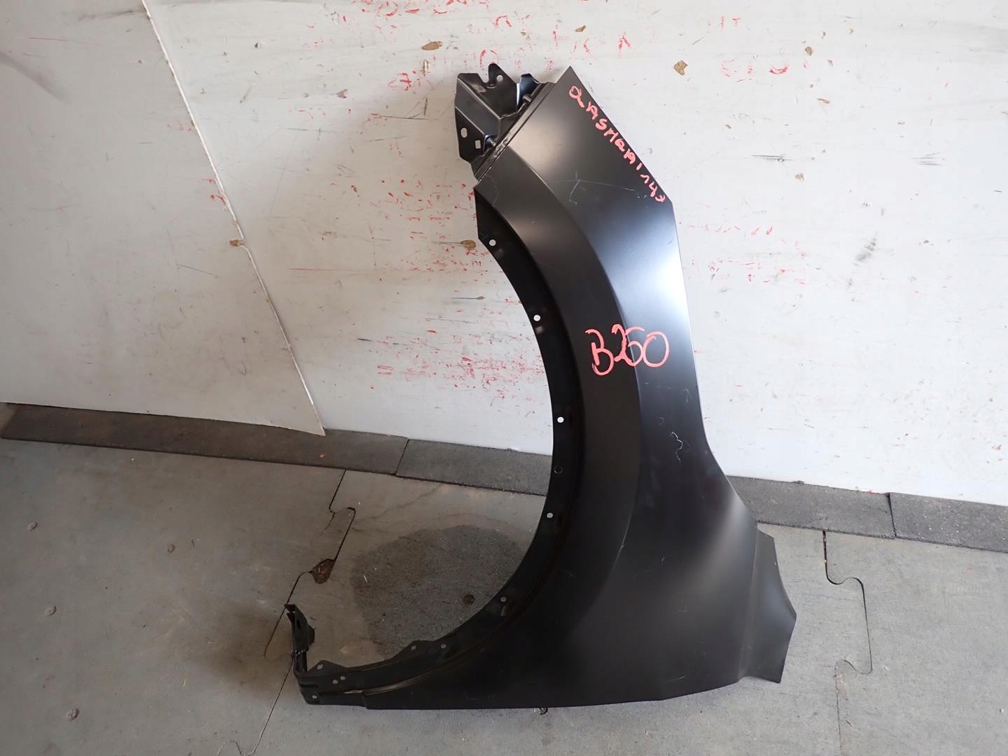 fender front front left NISSAN QASHQAI II J11 2014- new original