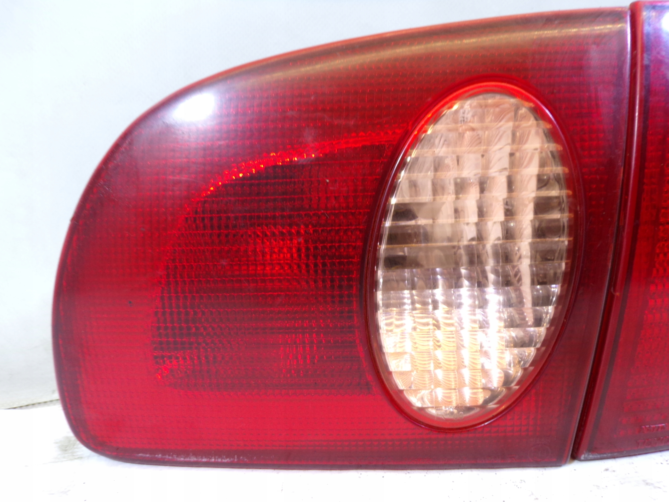 light rear rear part right TOYOTA COROLLA E11 sedan KOMPLET