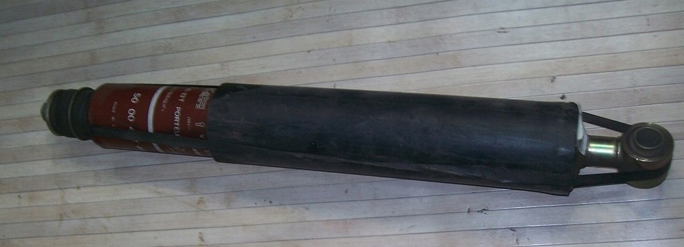 Амортизатор RENAULT СРЕДНЕЛИНИЯ СЕРЕДИНА 5000452402 ЗАД.