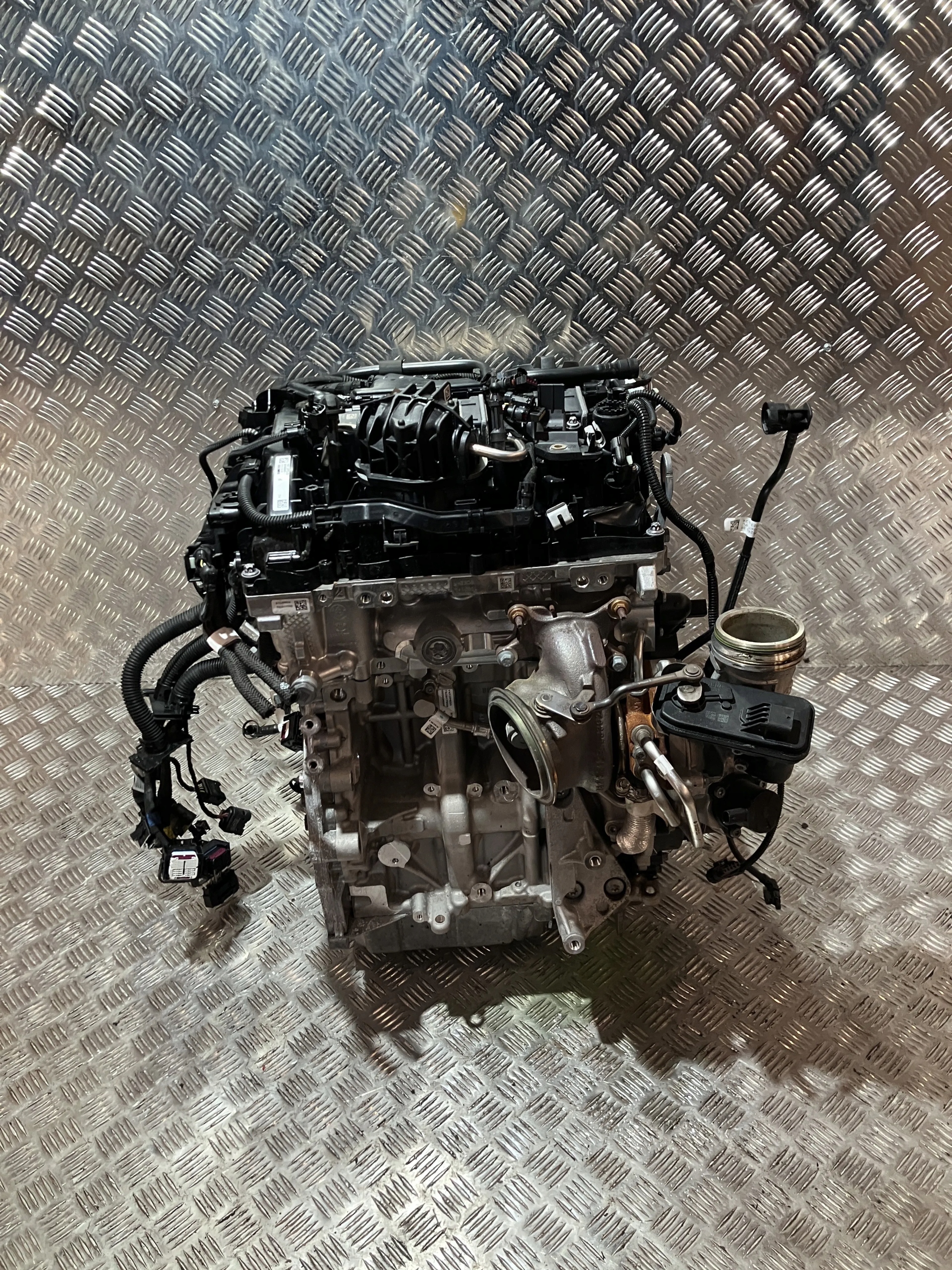 двигатель комплектный X1 U11 PHEV 25 EX 1.5и ГИБРИД