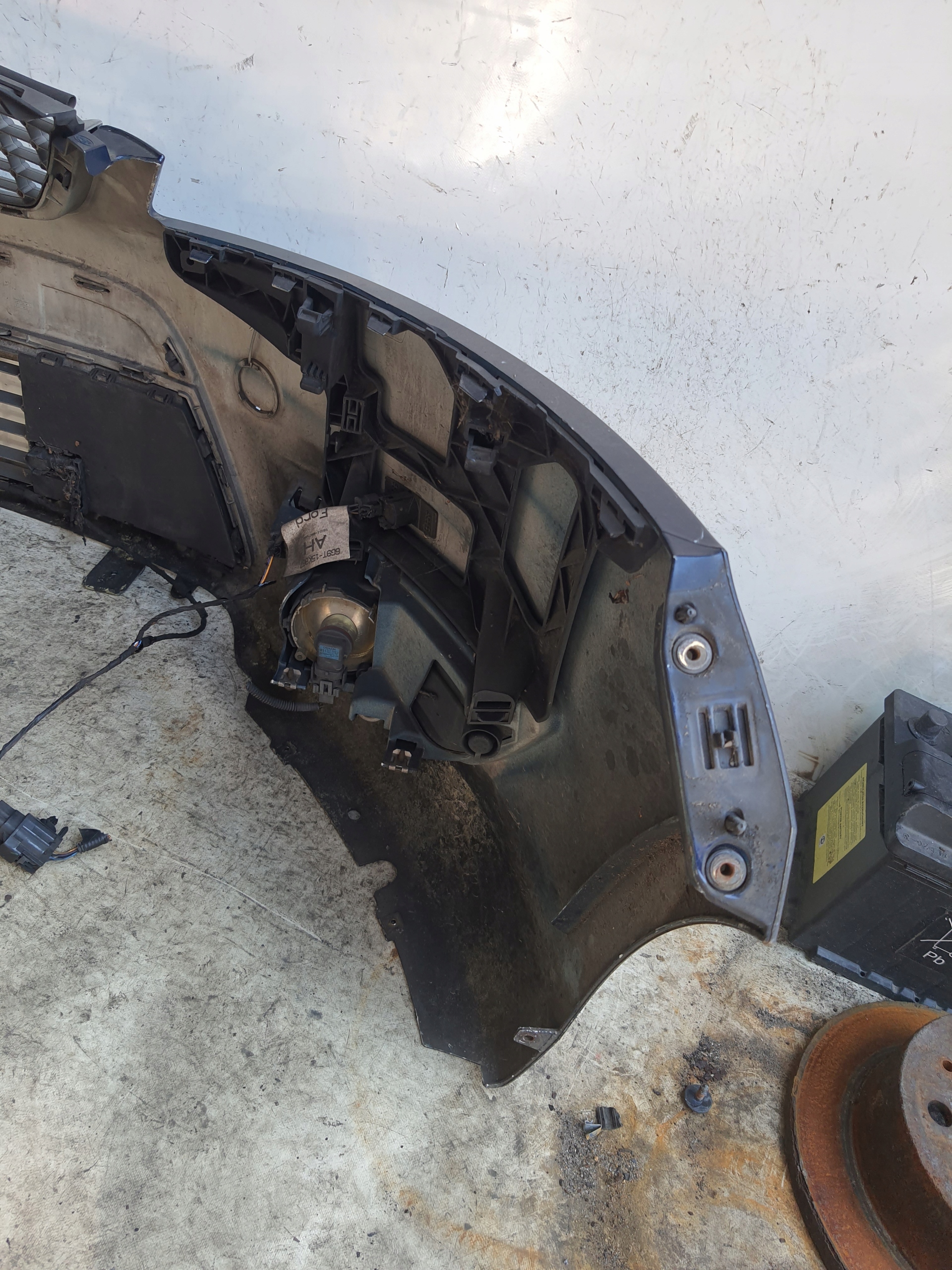 FORD MONDEO MK4 07-10 bumper + PDC