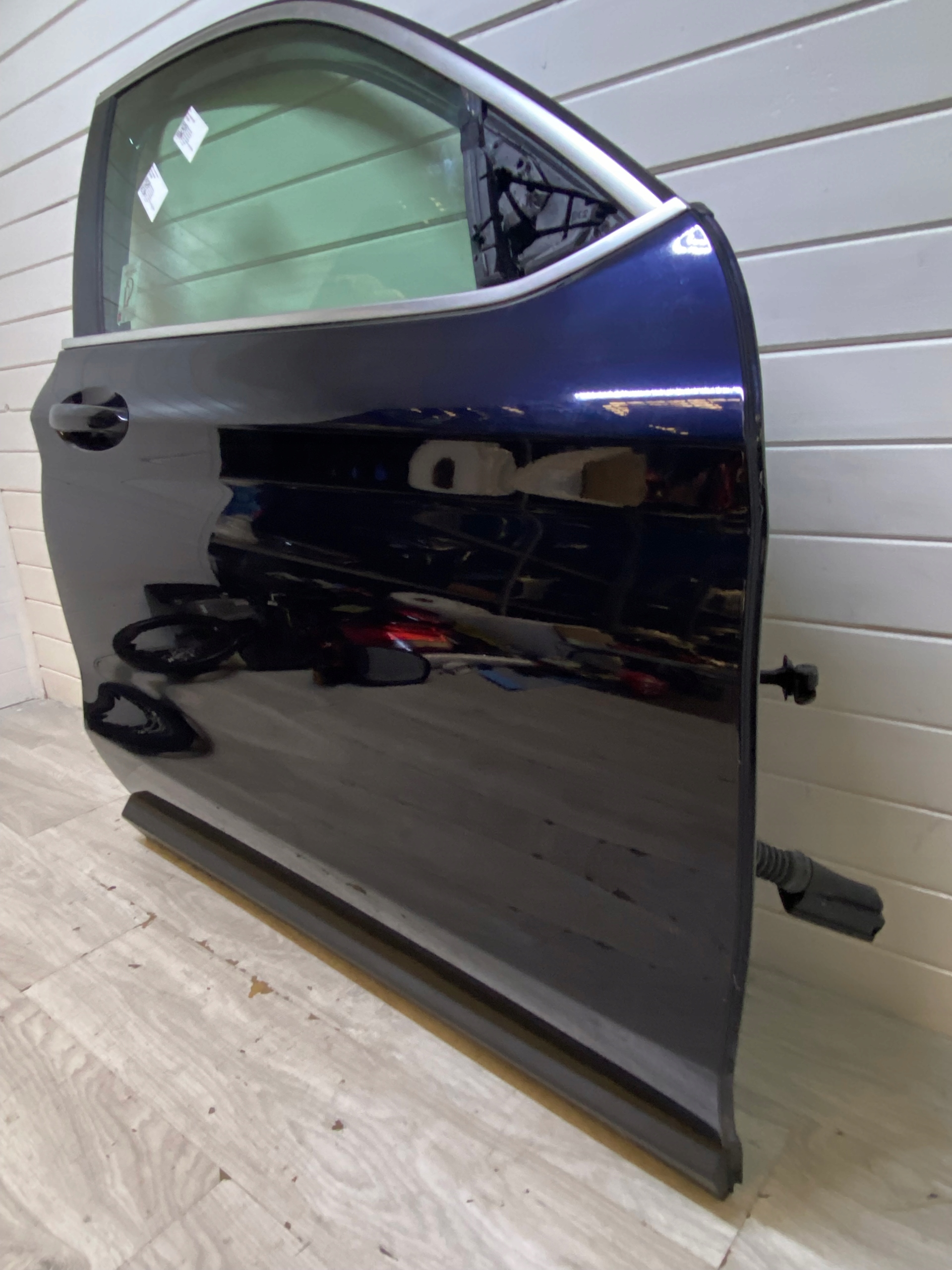 door BMW X4 G02 front right colour 416
