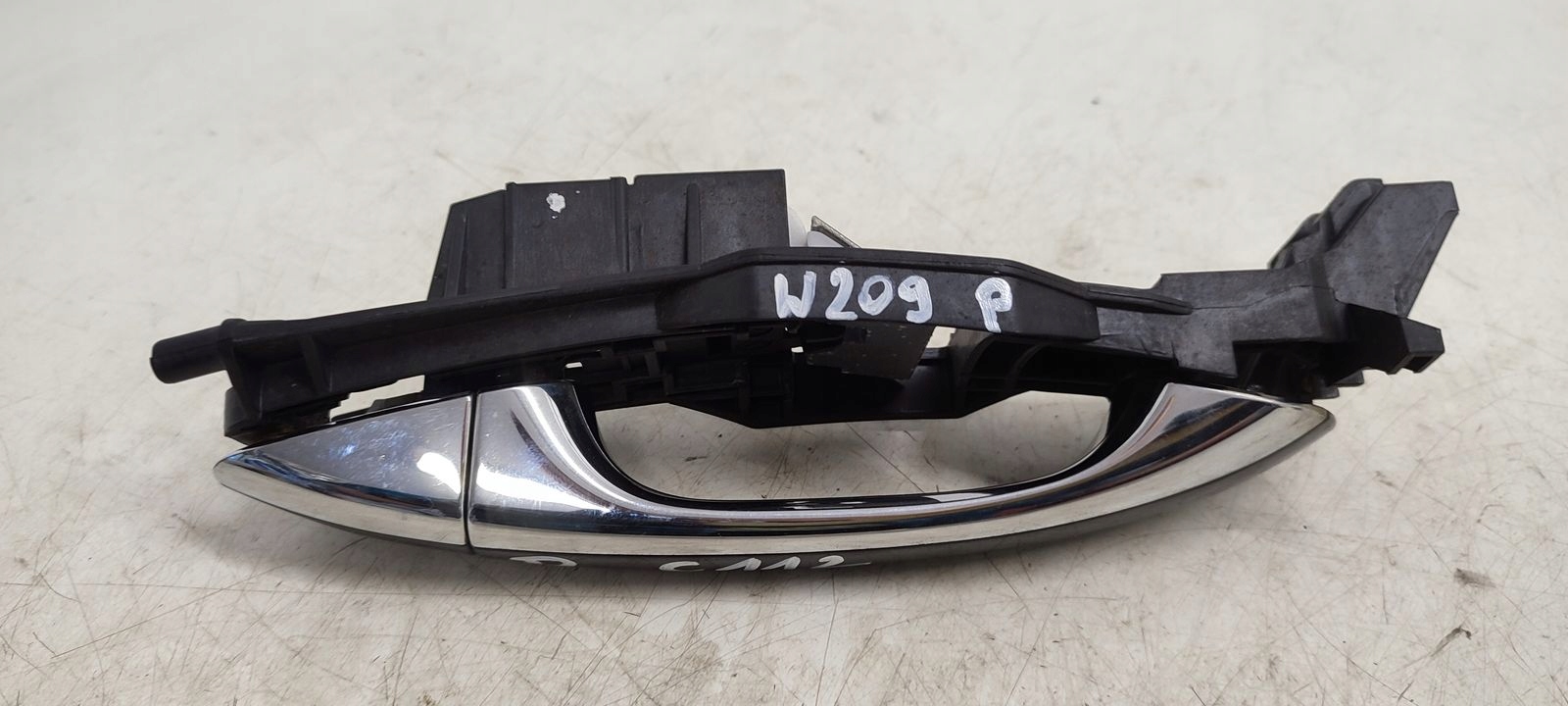 handle front front right Mercedes W209 CLK 3,0 V6