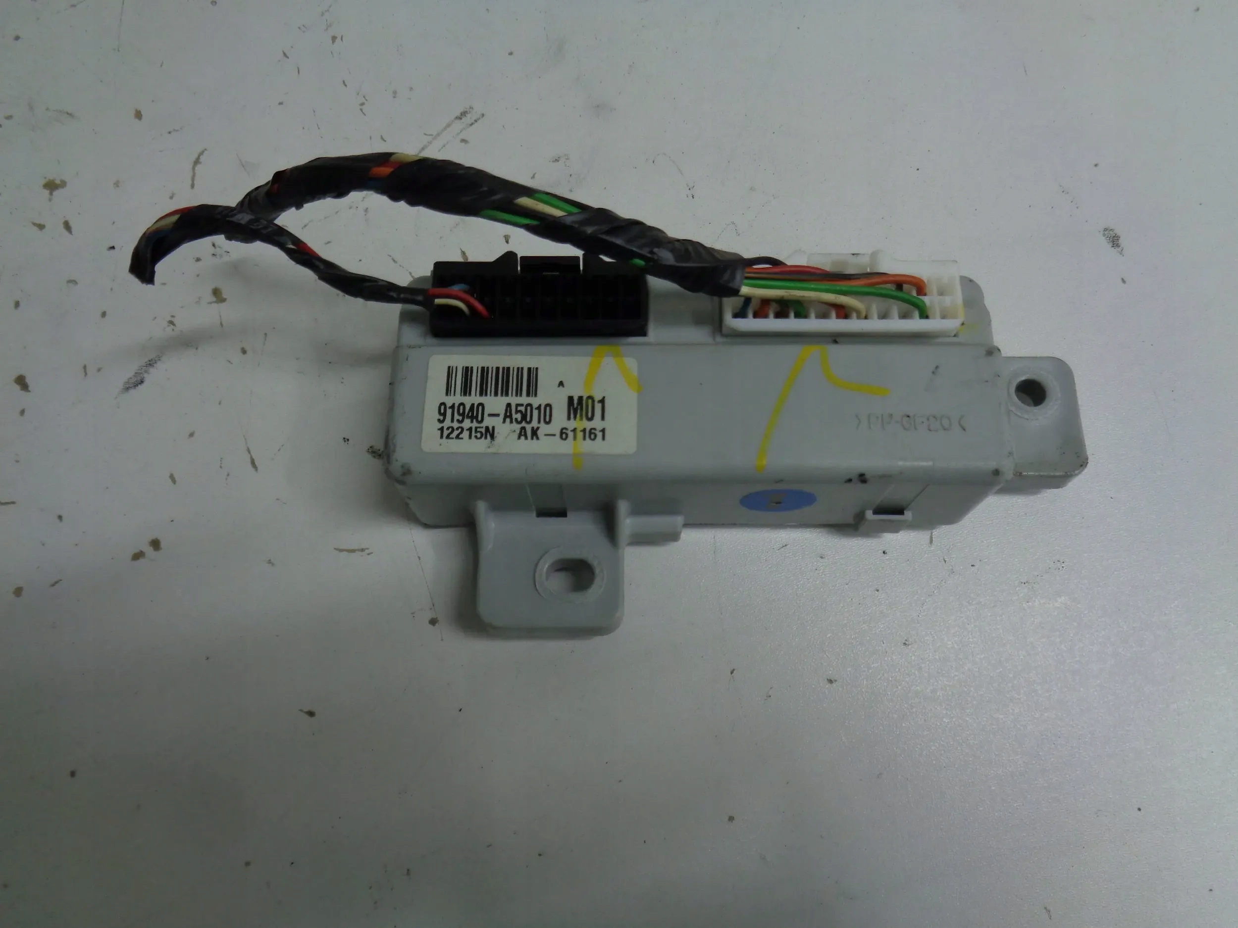 Hyundai I30 II 1.4 1.6 CRDI module control unit 91940-A5010
