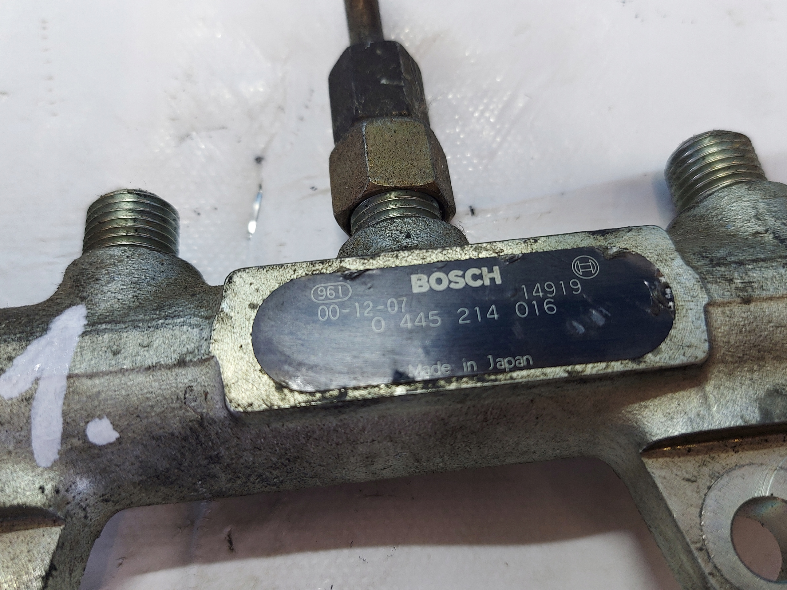 Rampe injection FIAT STILO 1.9 JTD 0445214016