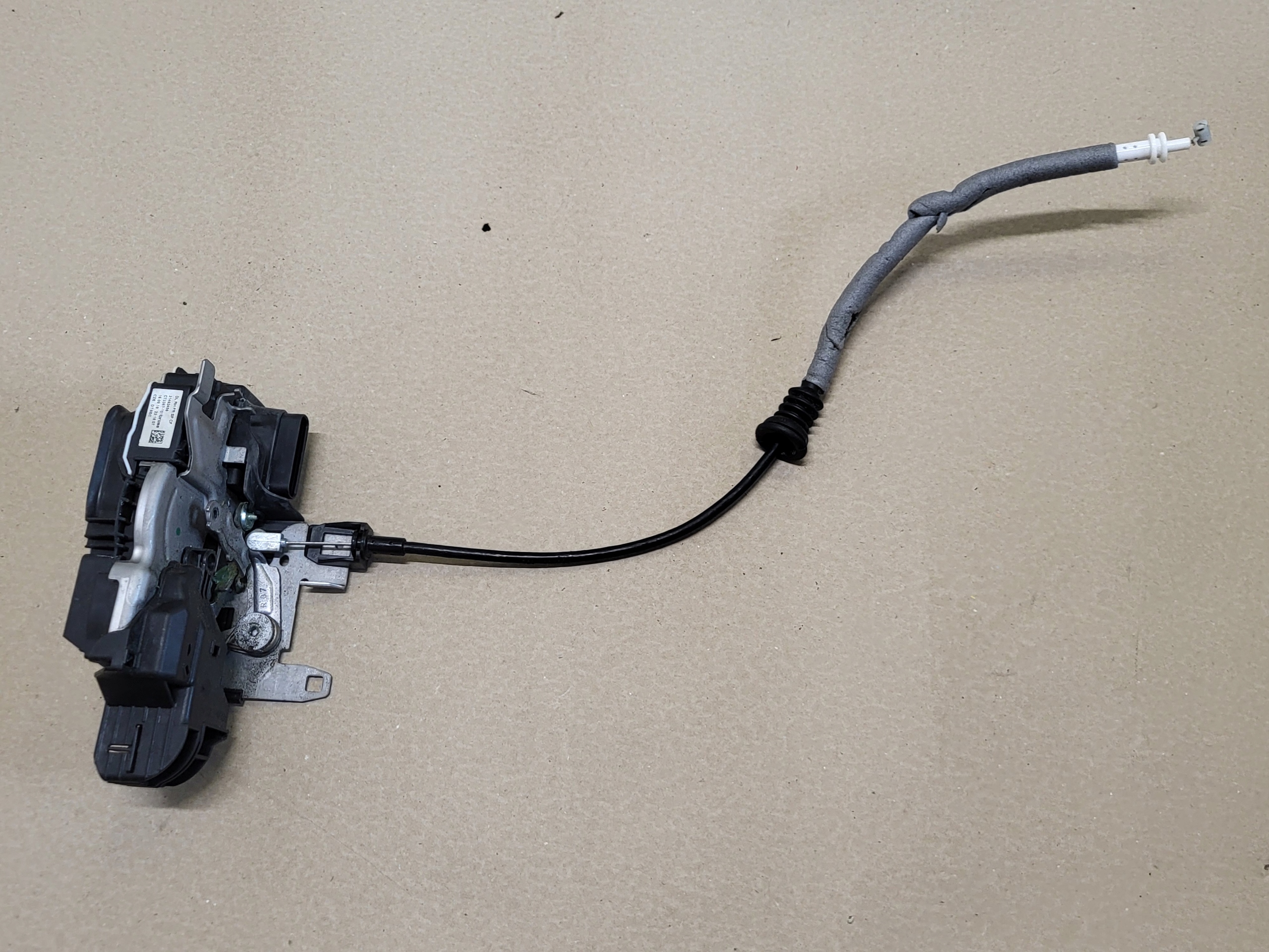 lock door right front front 6PIN VOLVO XC90 II XC60 2 OE EUROPA