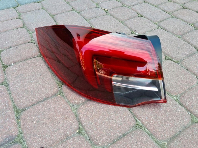 light left rear part HB Opel Insignia B 39125831