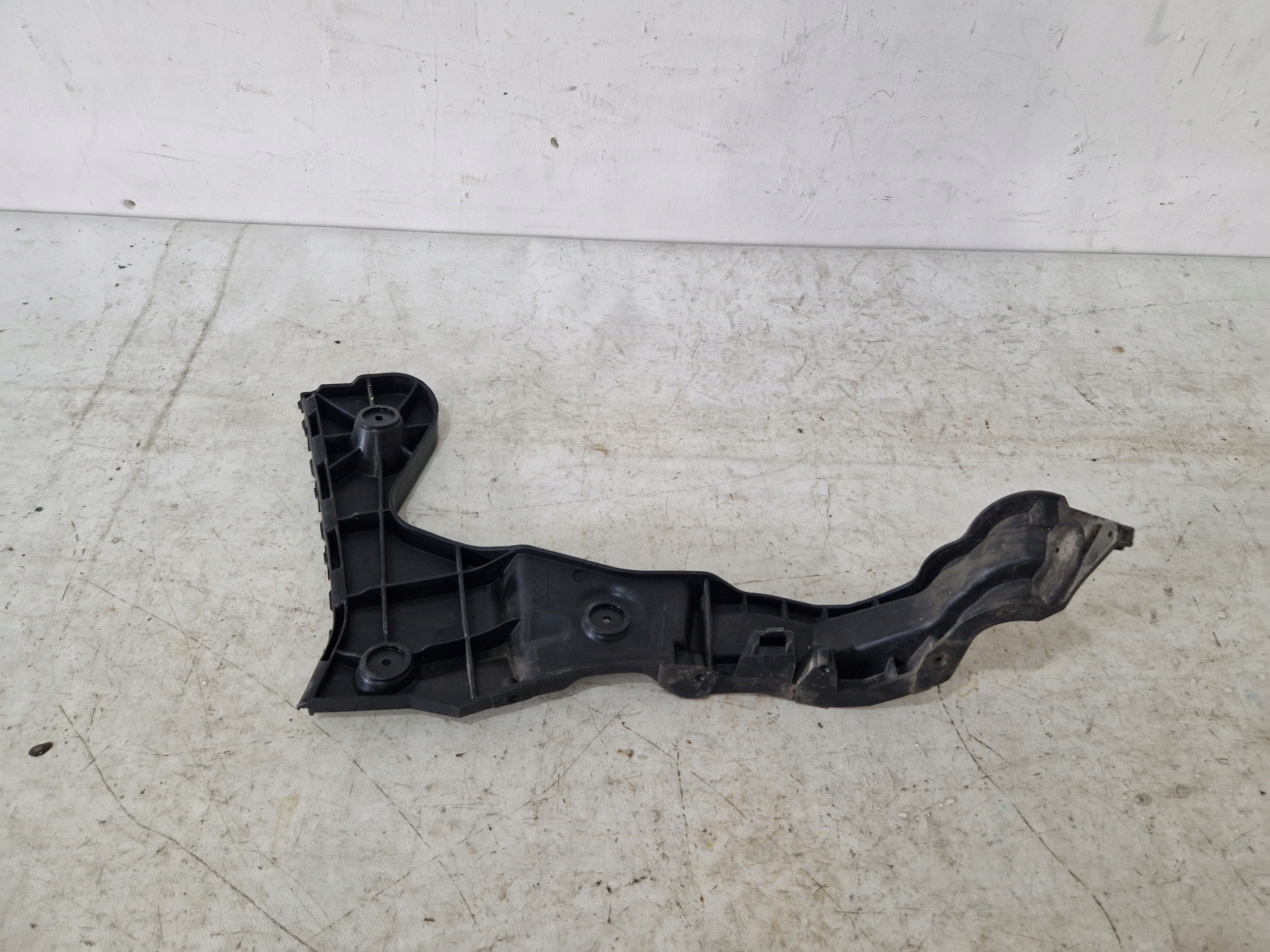 AUDI Q3 SPORTBACK 83F 2019-> bumper bracket right rear part 83F807454
