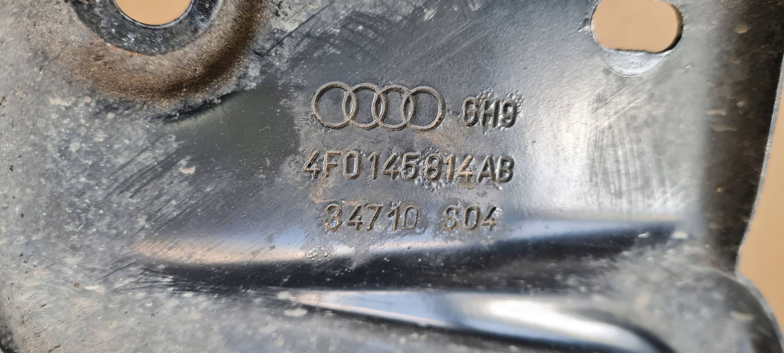 A6 C6 LIFT Poignée Console Support plaque Intercooler Droite 2.0 TDI 4F0145814AB