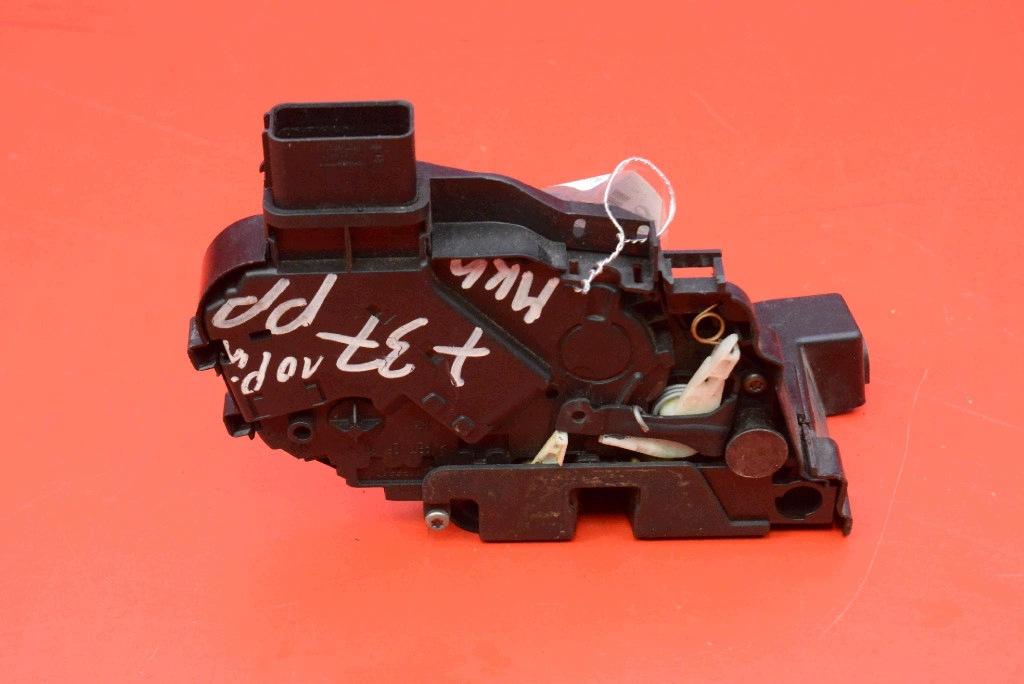 lock door right front front EU 6M2A-R21812-MC FORD MONDEO MK4 KOMBI 07