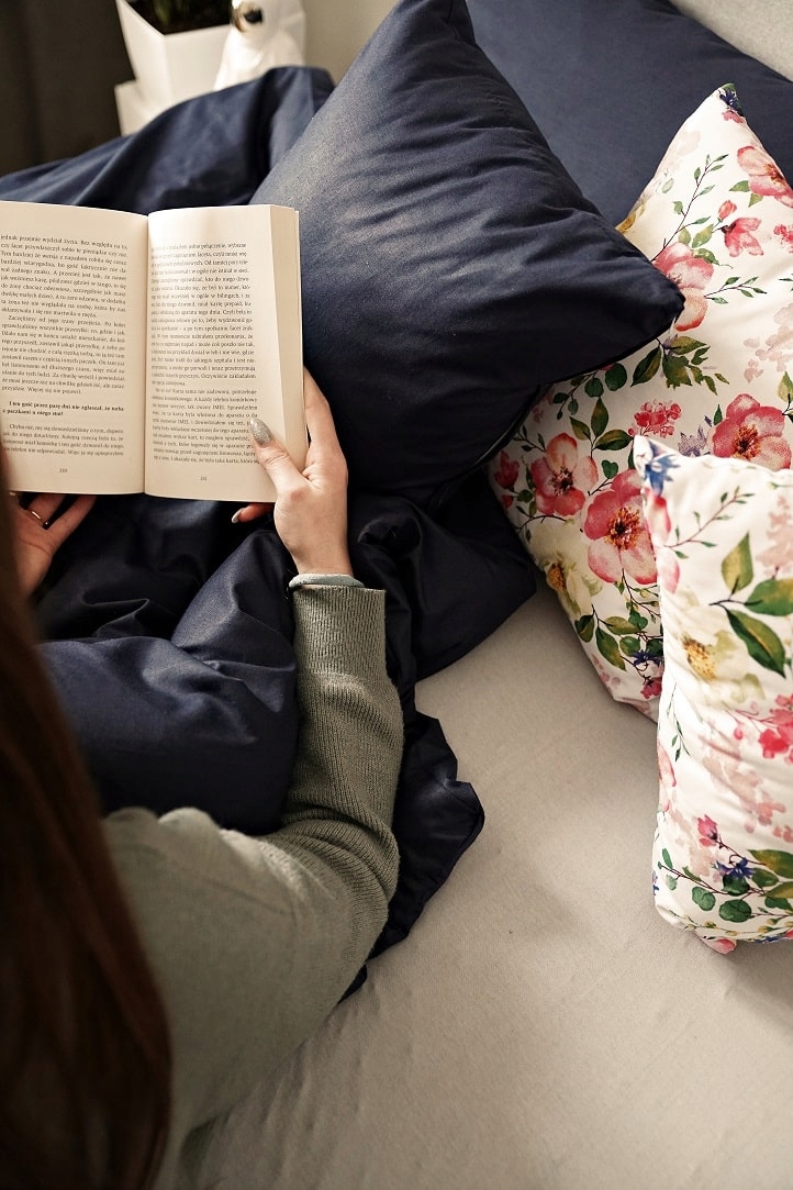 Granatowe POSZEWKI 2x 50x70 BAWEŁNA miękkie EKO Długość 50 cm