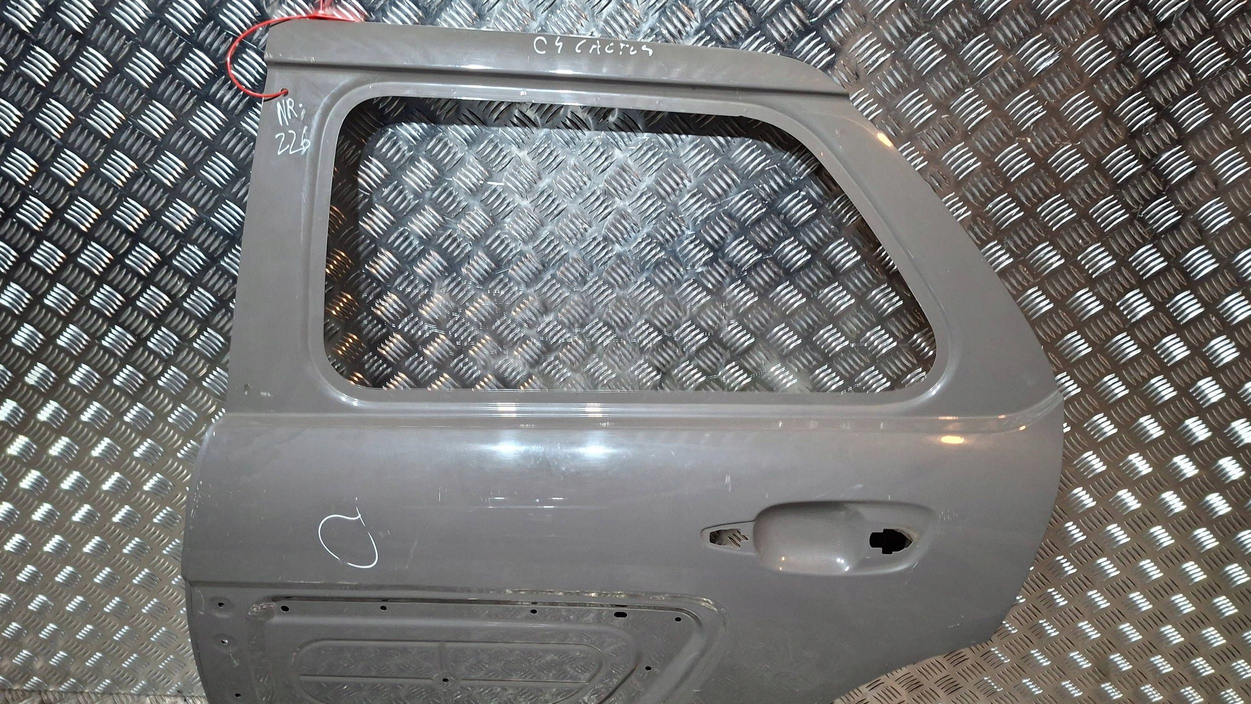 door rear part left CITROEN C4 CACTUS 2014