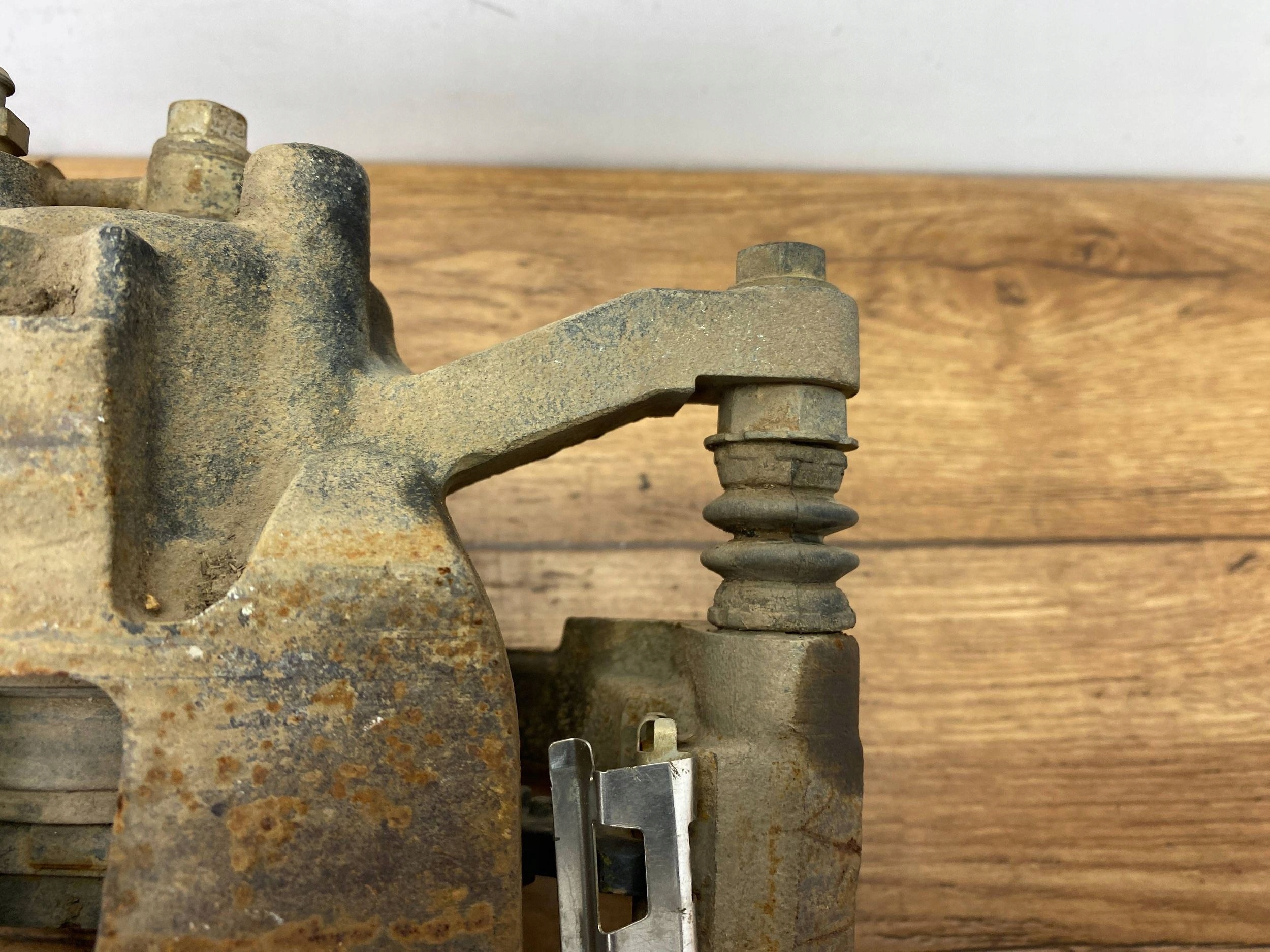 caliper brake rear left Ford F150 2015+