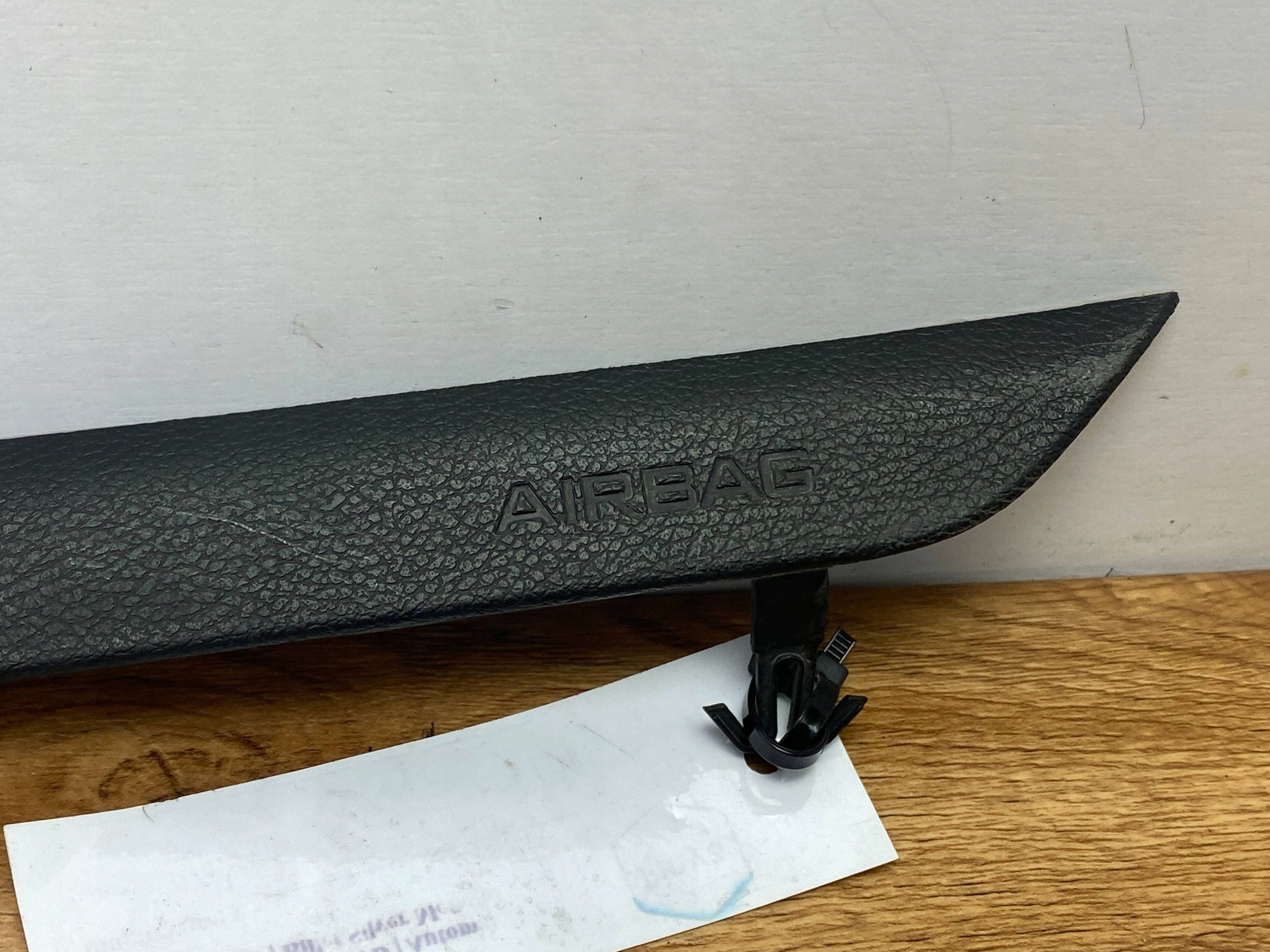 moulding spoiler frame airbag Jeep Wrangler IV JL 2018+