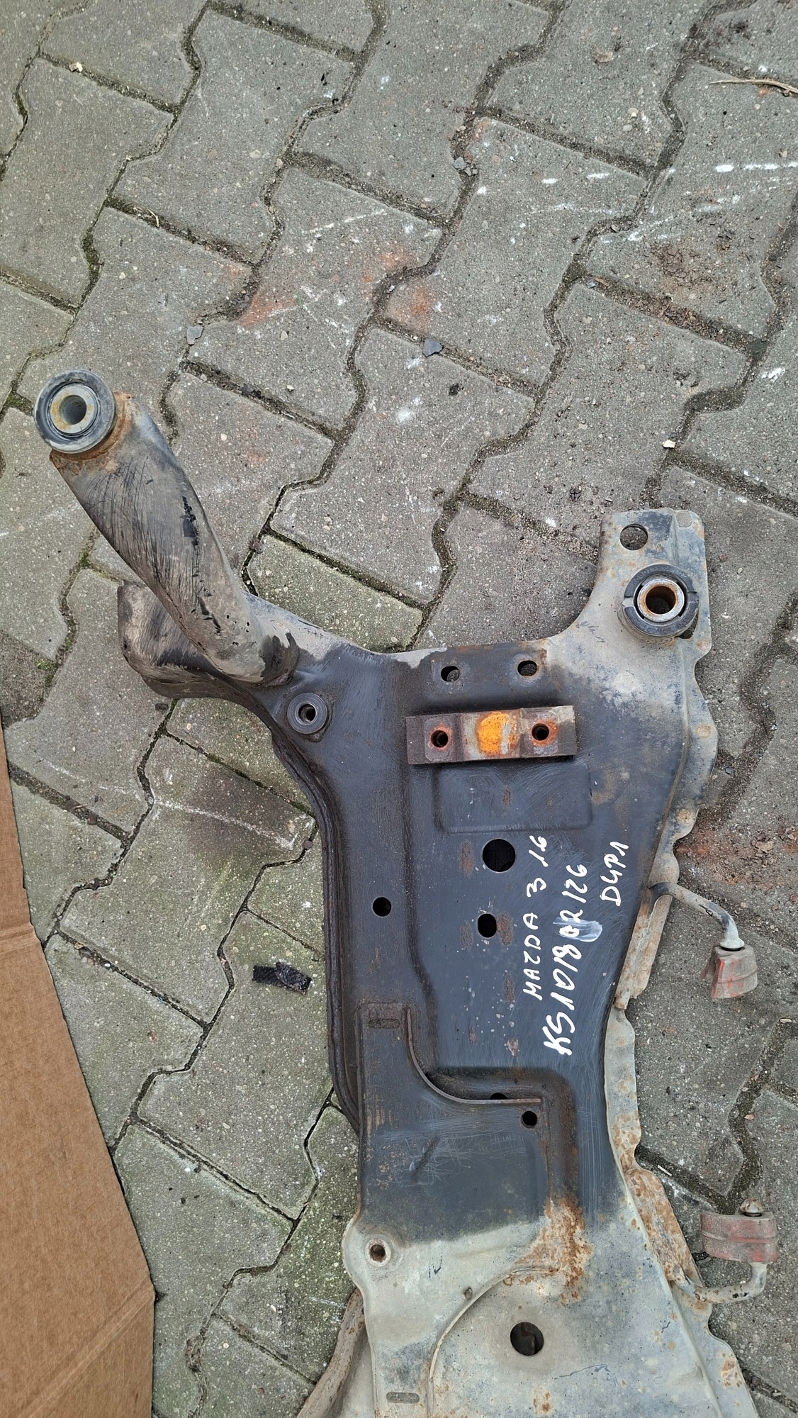 ponte assale della sospensione anteriore MAZDA 3 1.6