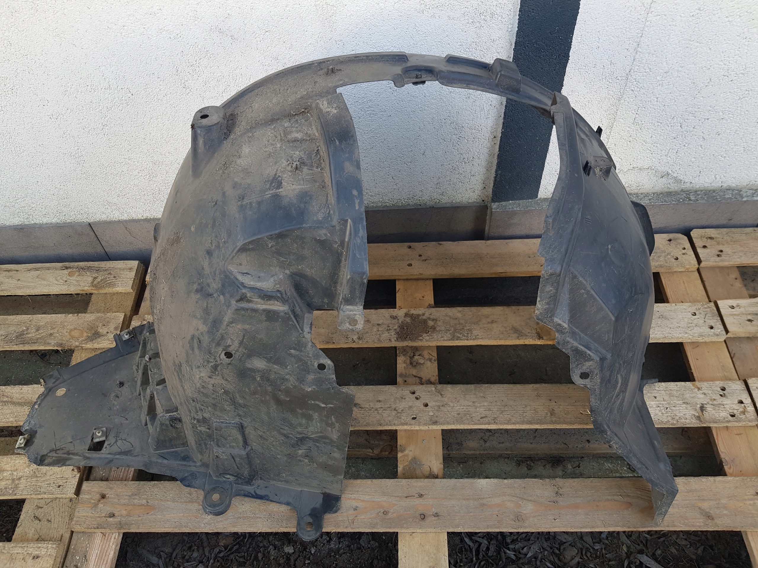 NISSAN QASHQAI mudguard right front 63840-4EA0A