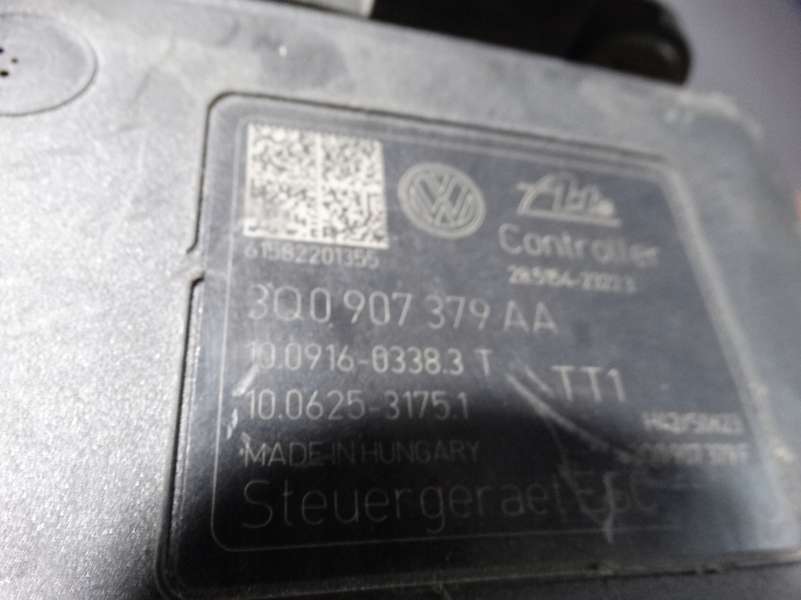 IDEALNY control unit pump ABS VW GOLF VII 1