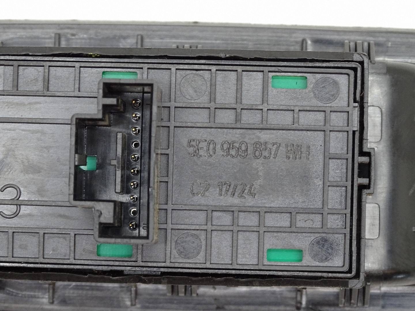 PANEL opening control switch of the window SKODA OCTAVIA III 5E 5E0959857