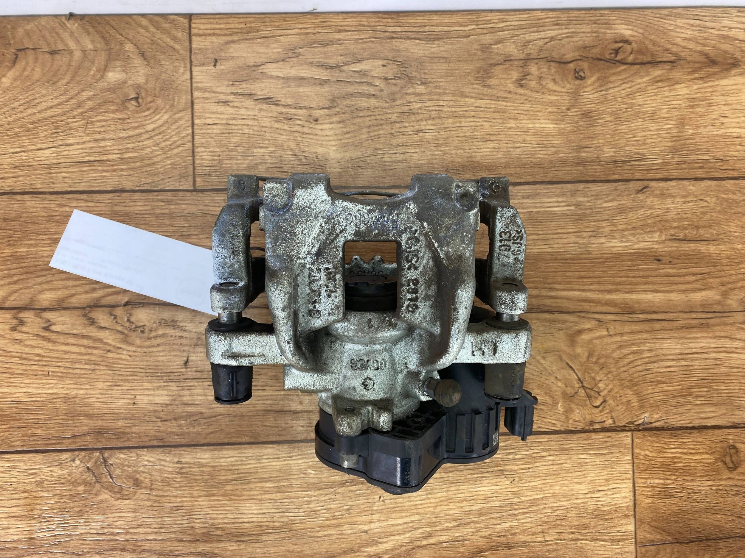 caliper brake rear left Ford Escape IV Kuga MK3 2020+