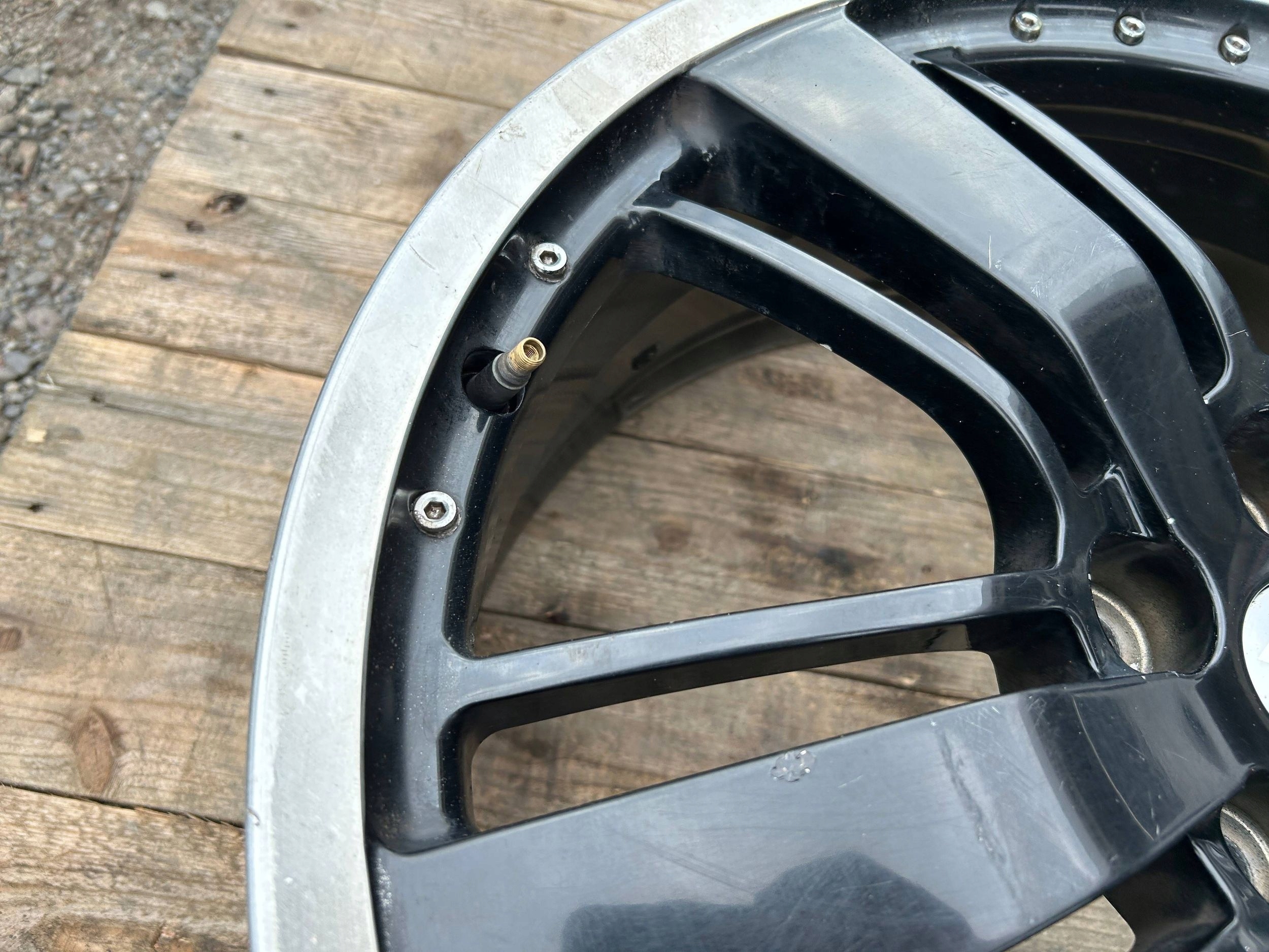 kolo disk disky disk 21" 21x8.5j Chevrolet Camaro 2009