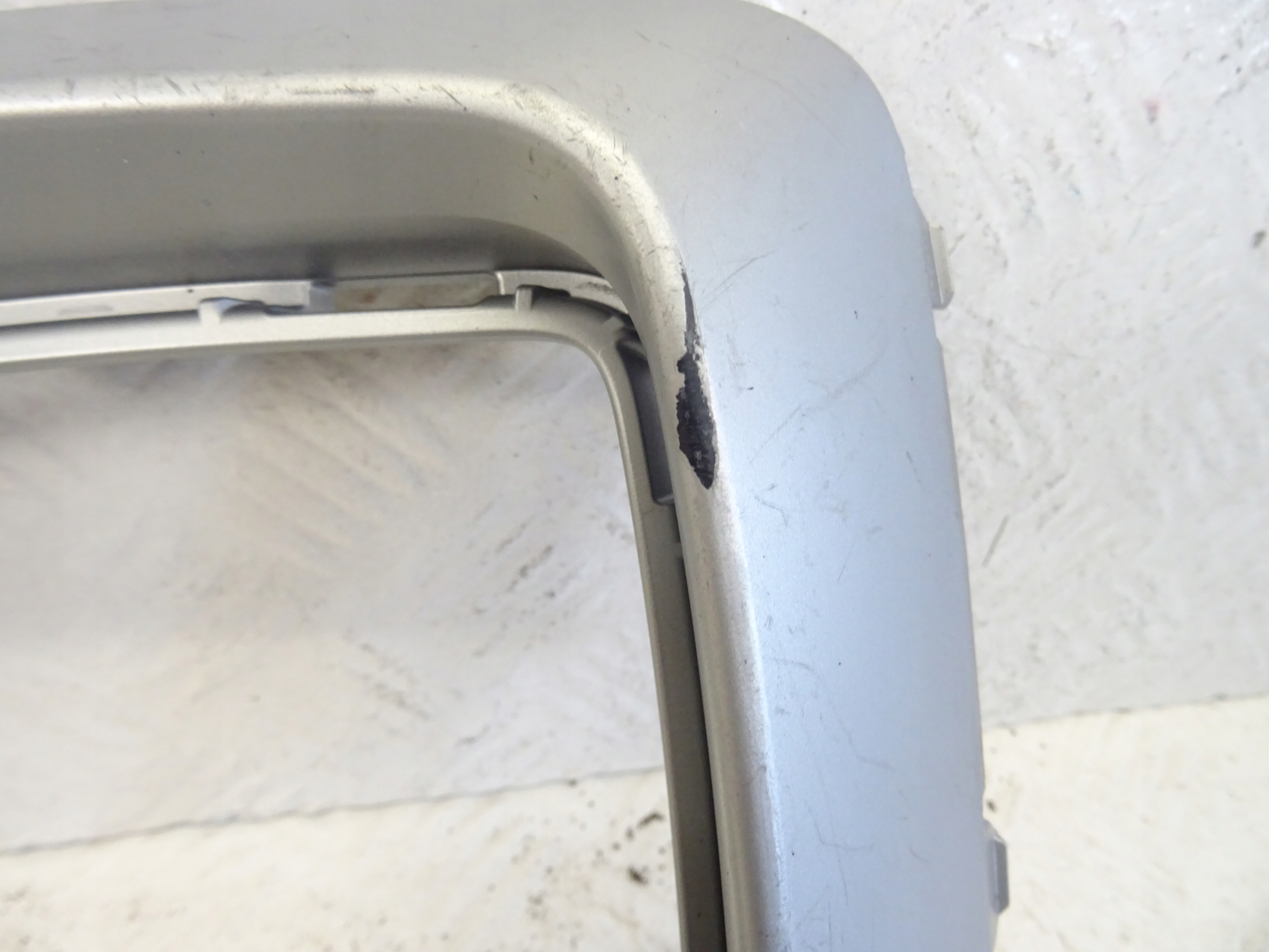 grid of a bumper front front left AUDI Q2 81A LIFT 81A853053